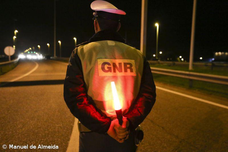 GNR detém em 12 horas meia centena de automobilistas com excesso de álcool – Imagem 1