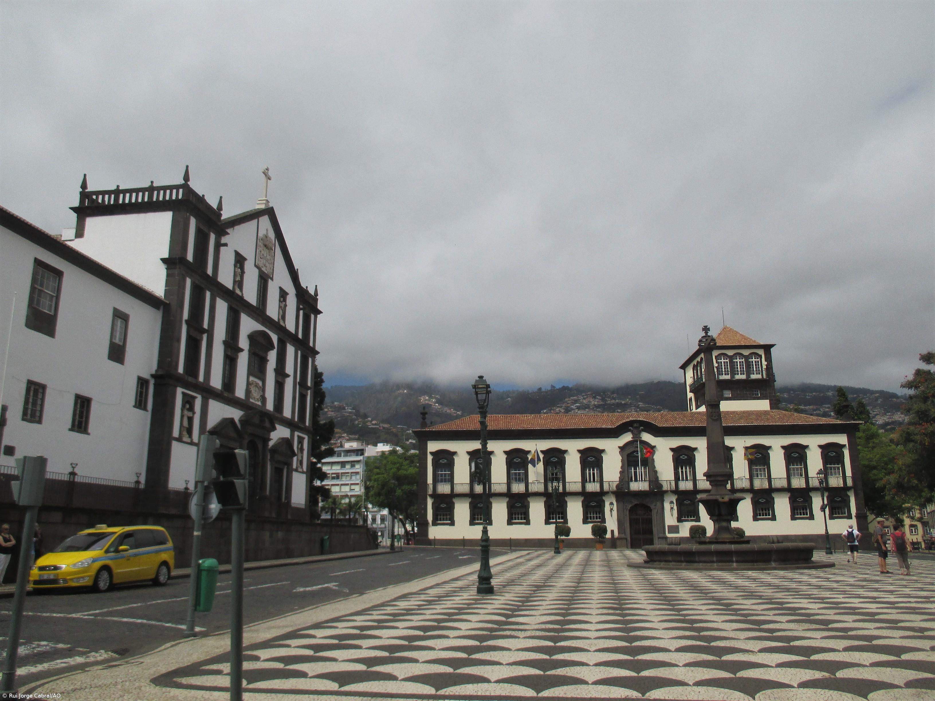 Empresário garante que a Madeira está a pagar “rigorosamente” a dívida de 55,7ME – Imagem 1