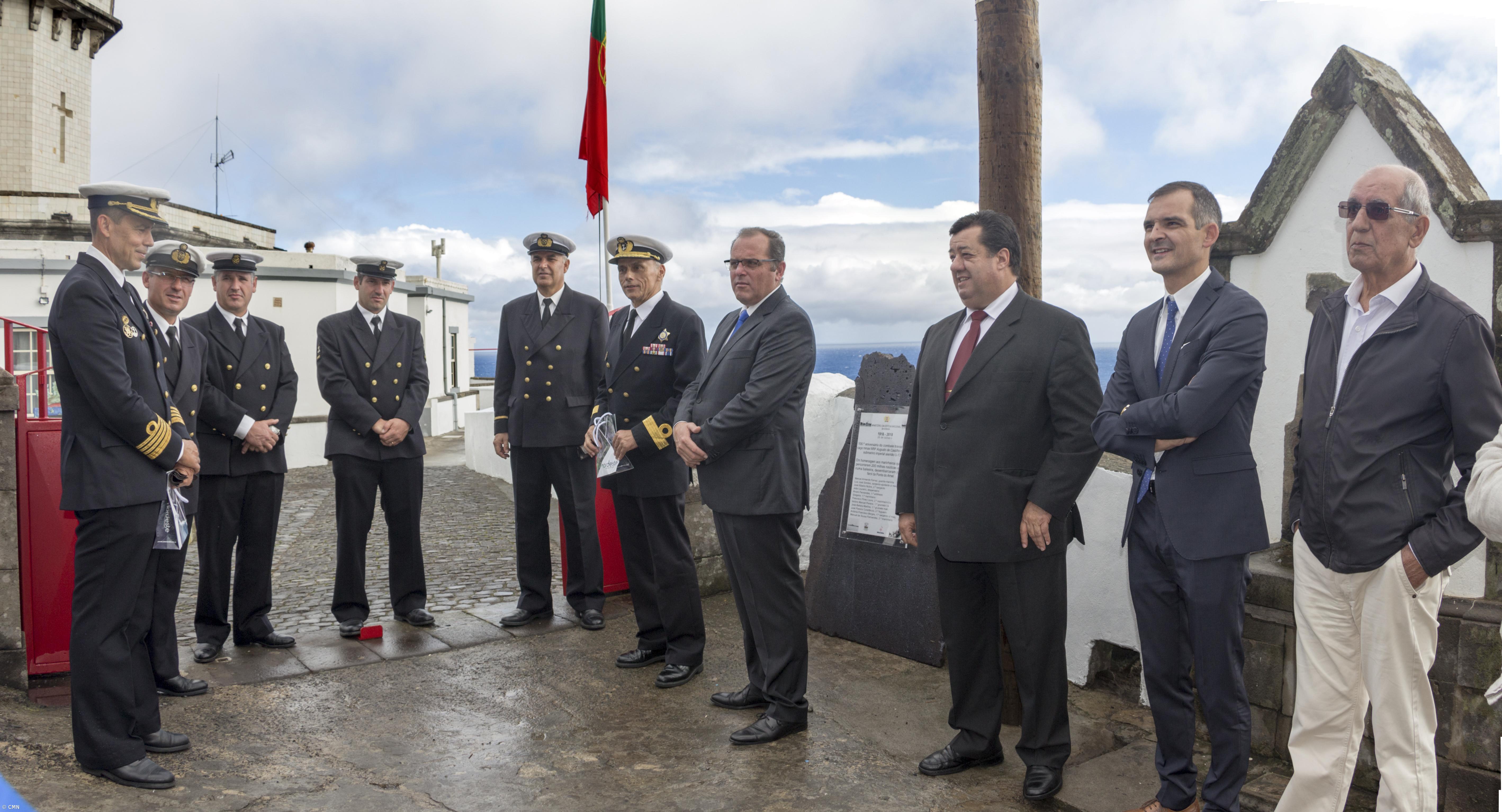 Homenagem aos sobreviventes do Navio Augusto de Castilho no Farol do Arnel  – Imagem 1