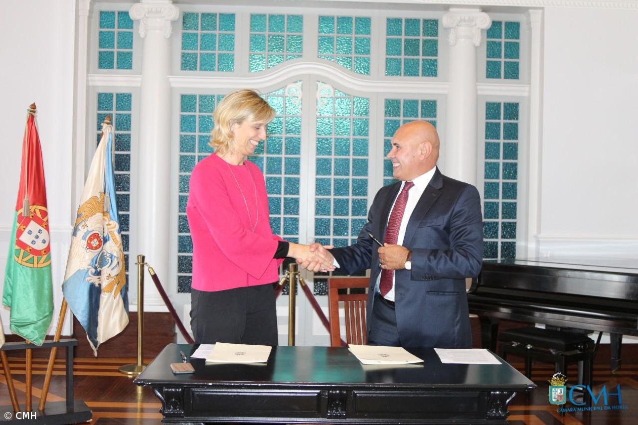 Câmara da Horta celebra protocolo para incentivar  a mobilidade elétrica – Imagem 1