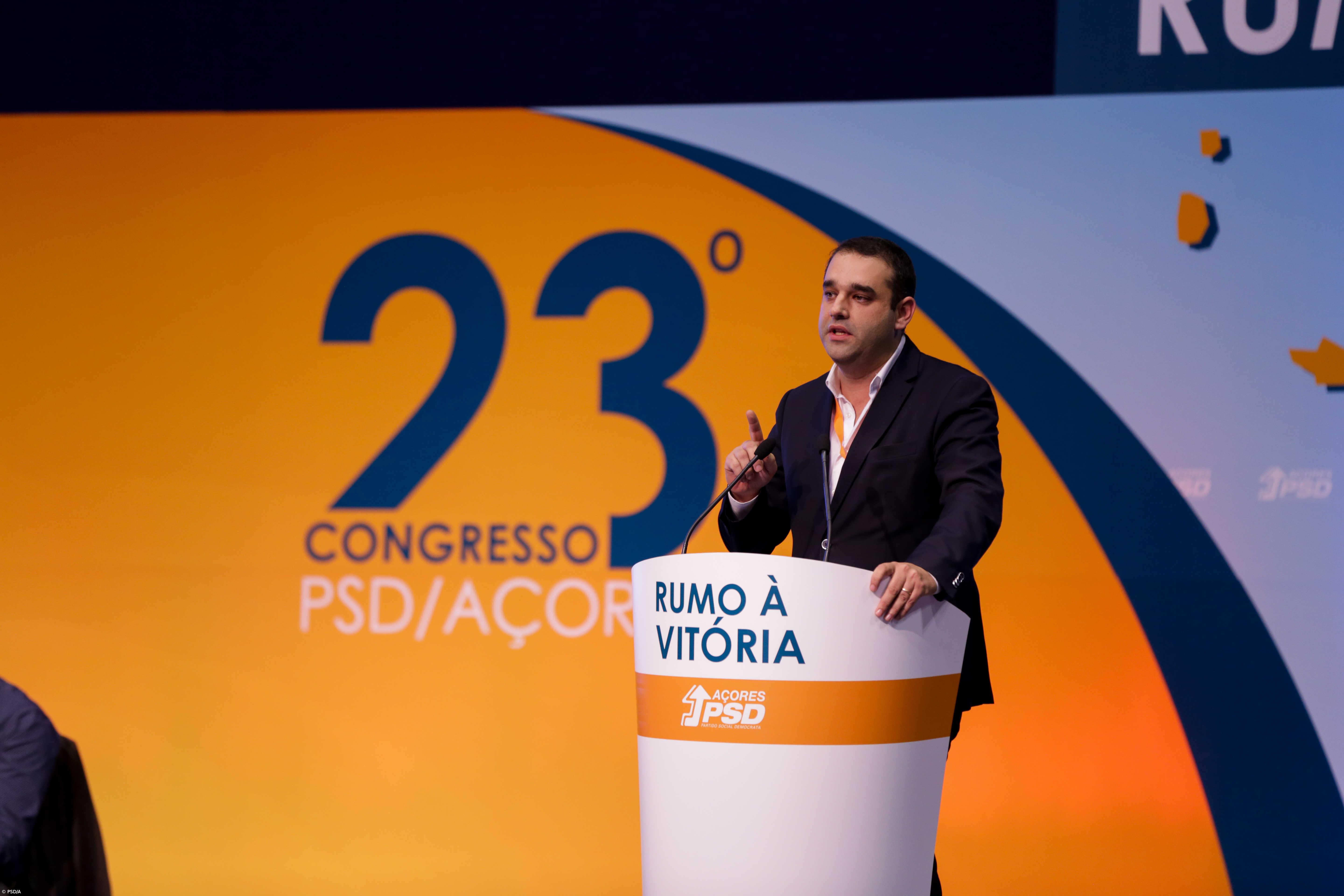 Antigo deputado regional Cláudio Almeida eleito presidente da AM de Ponta Delgada – Imagem 1