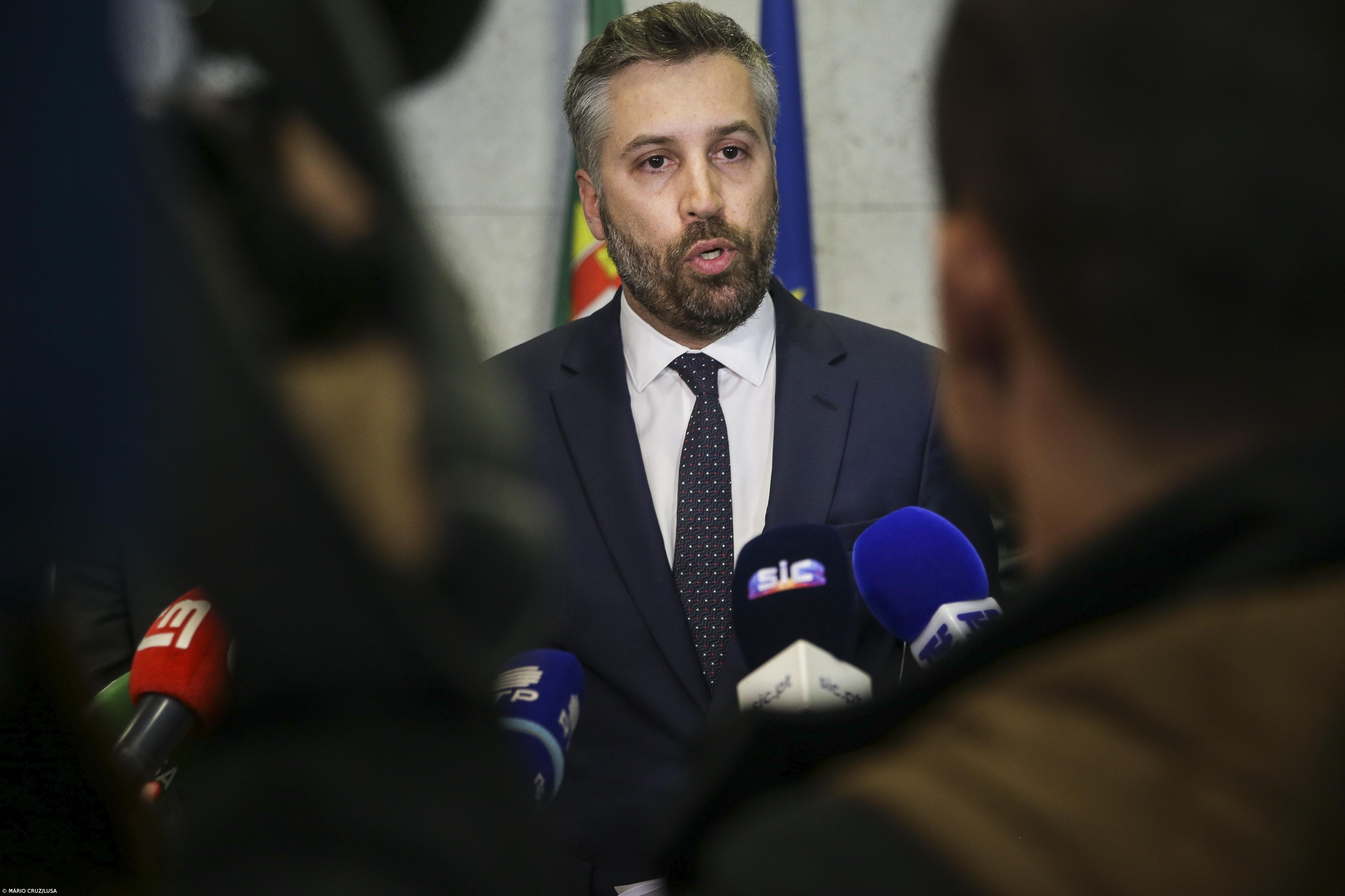 Pedro Nuno Santos diz que o PSD “continua à espera do diabo” – Imagem 1