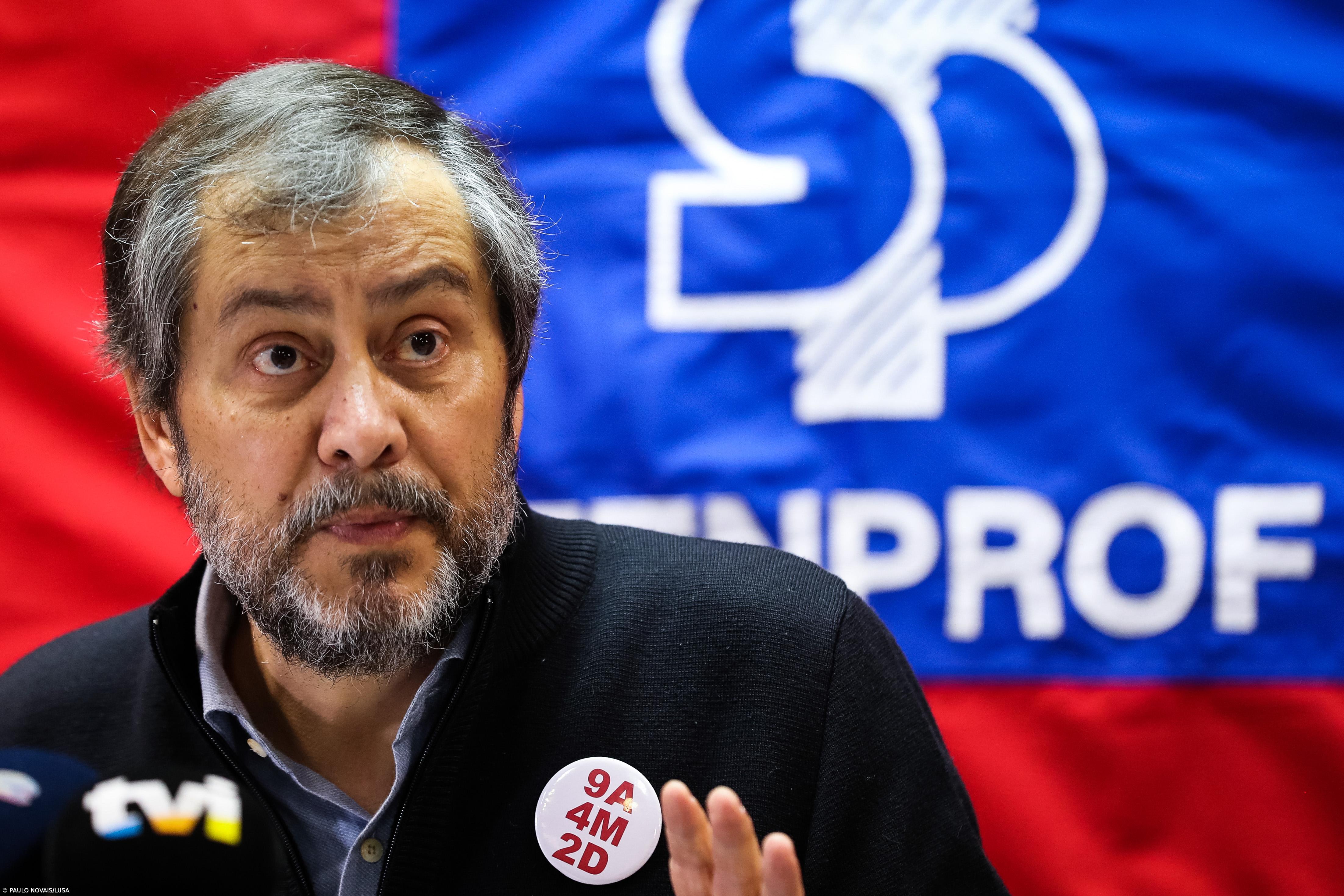 Fenprof convoca “ação nacional de luta” para 17 de abril – Imagem 1