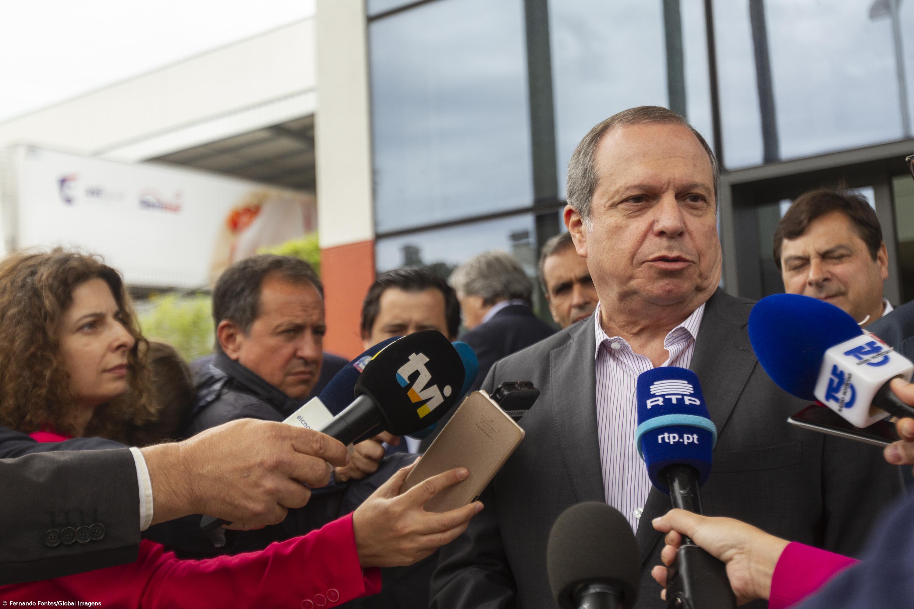 Carlos César destaca o talento e as qualidades de André Bradford – Imagem 1