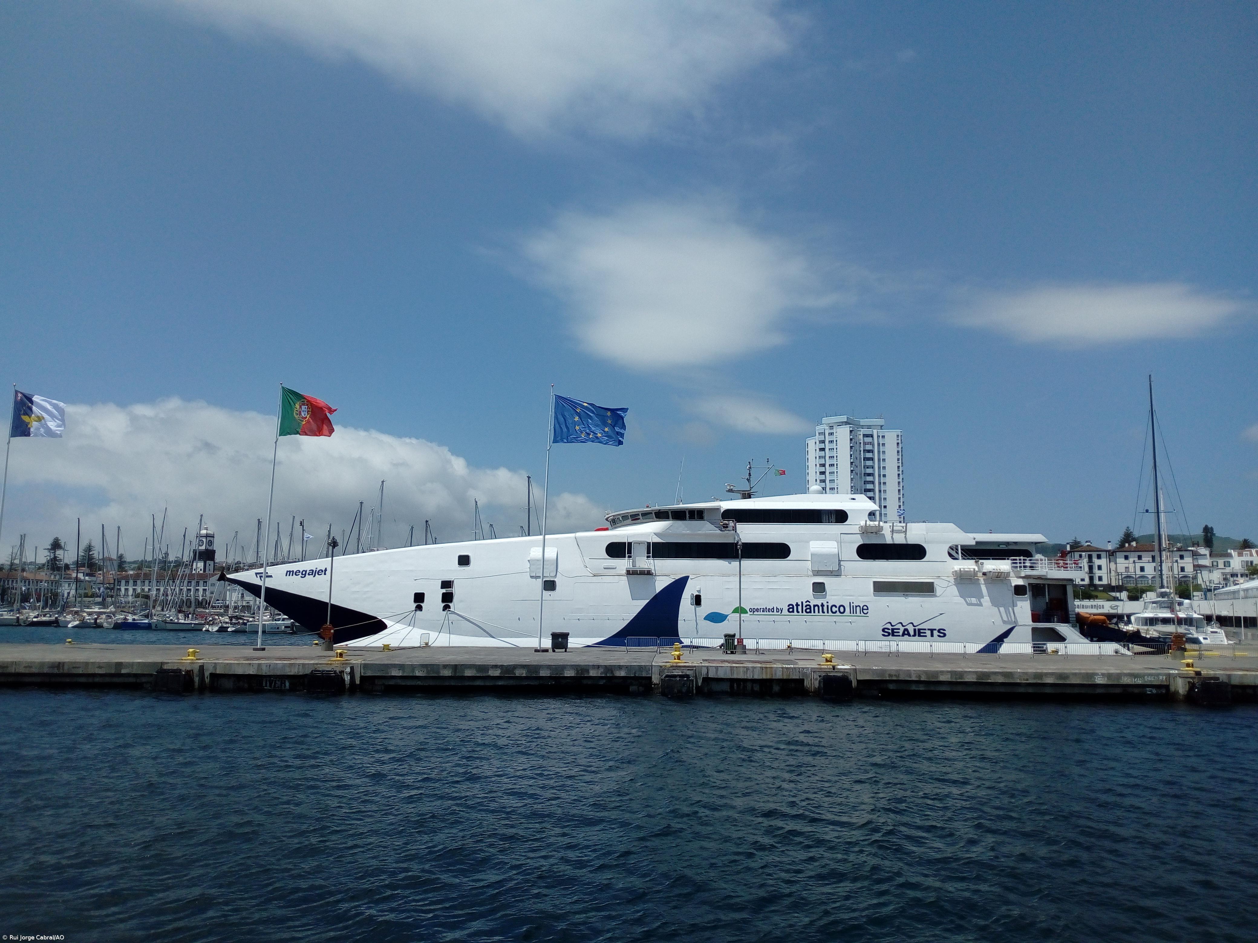 Governo açoriano rejeita desconsideração de ilhas nos transportes marítimos – Imagem 1