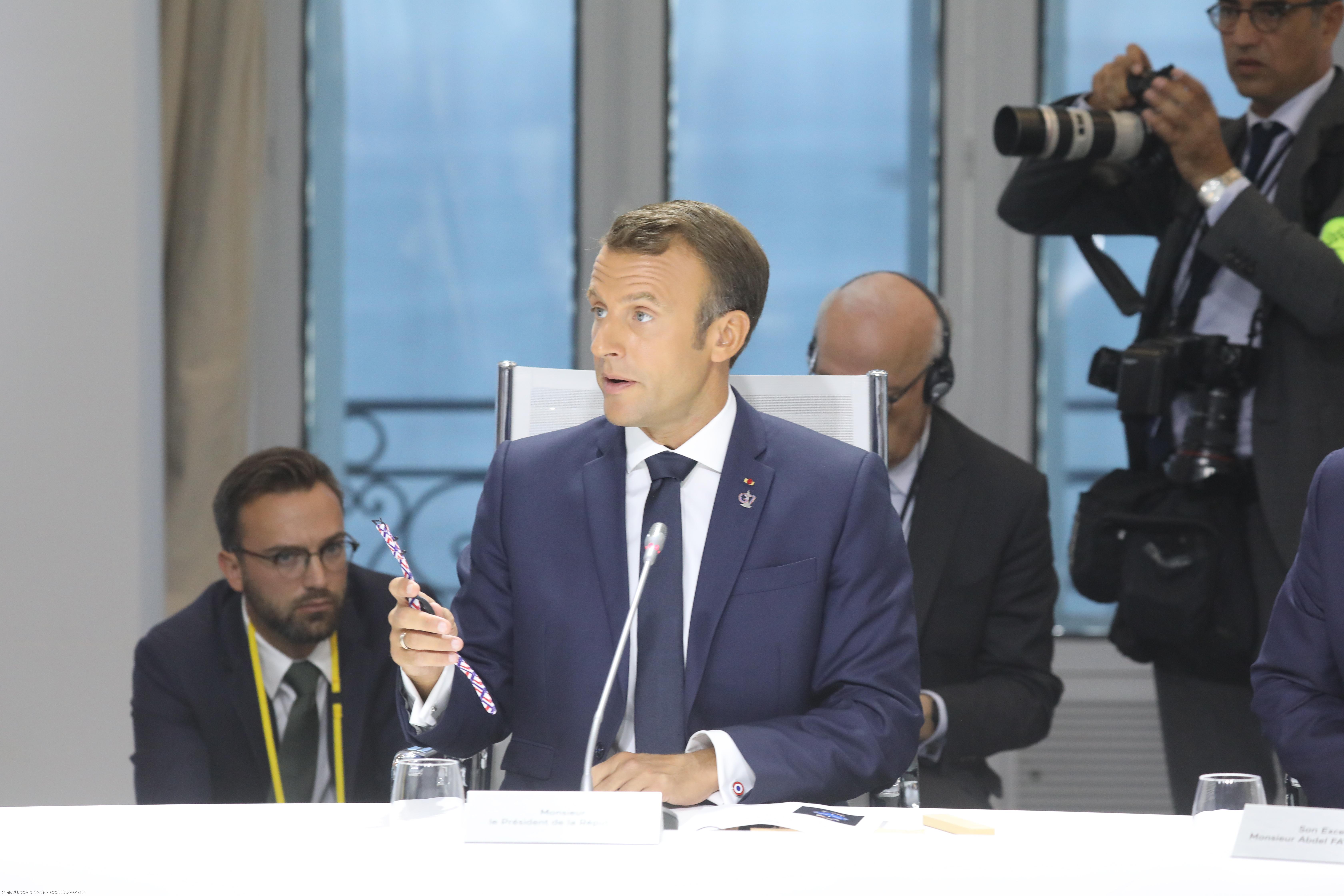 Emmanuel Macron vira-se para a direita populista para ganhar as eleições de 2022 – Imagem 1