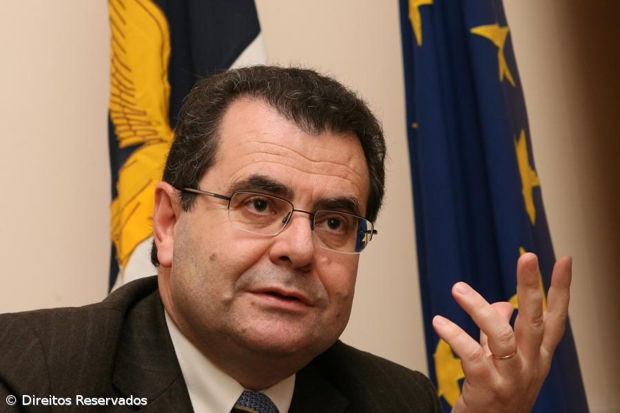 Governo dos Açores rejeita alterações a concurso de professores extraordinário – Imagem 1