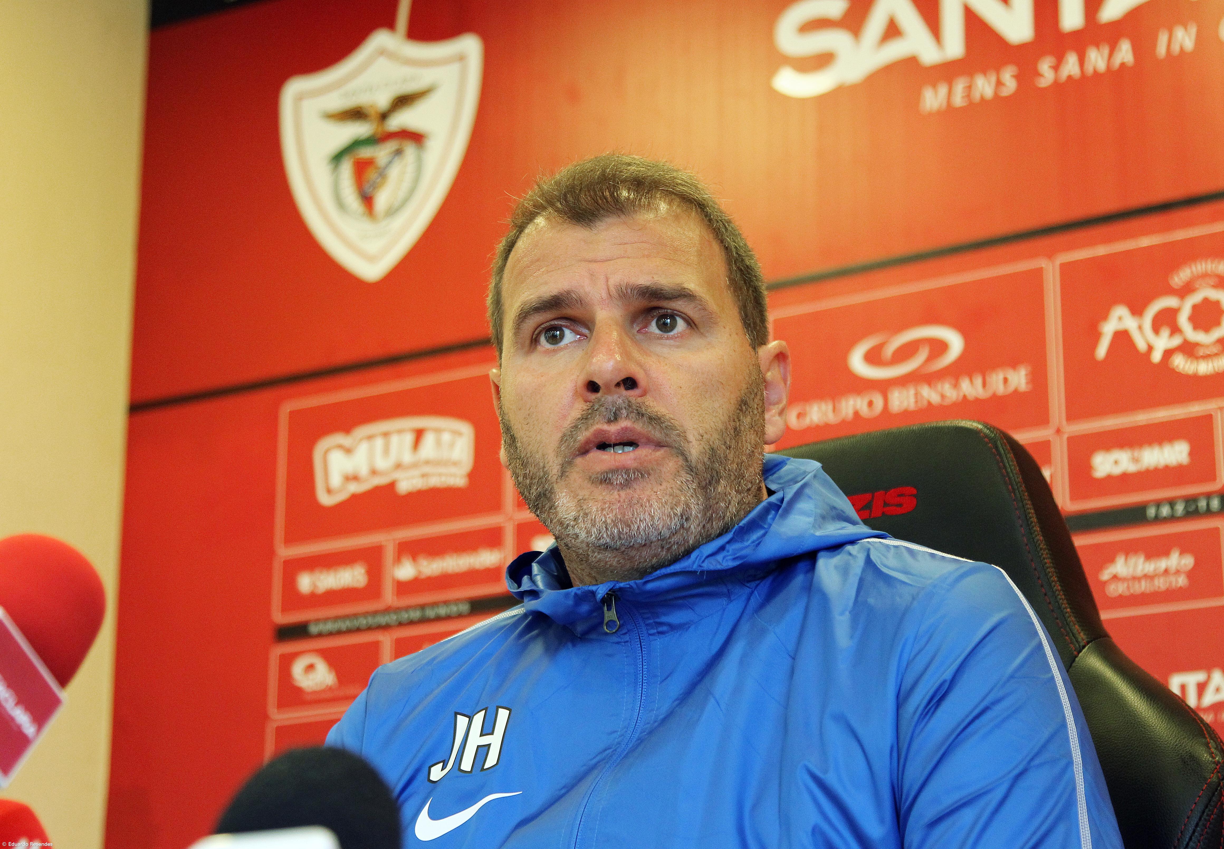 Treinador do Santa Clara quer "ultrapassar" Boavista e voltar às vitórias – Imagem 1