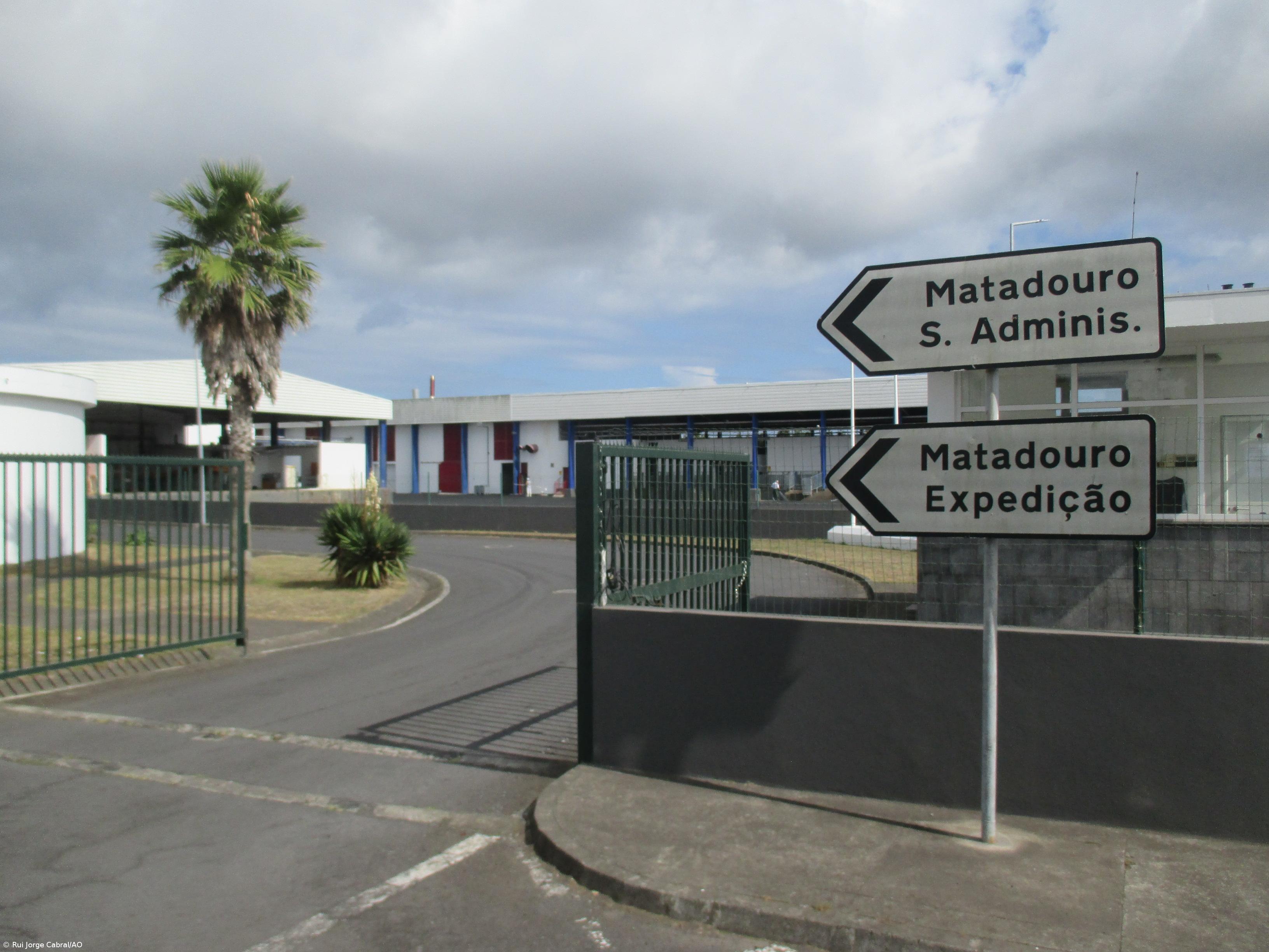 Sindicato dos trabalhadores dos matadouros e governo chegam a acordo – Imagem 1