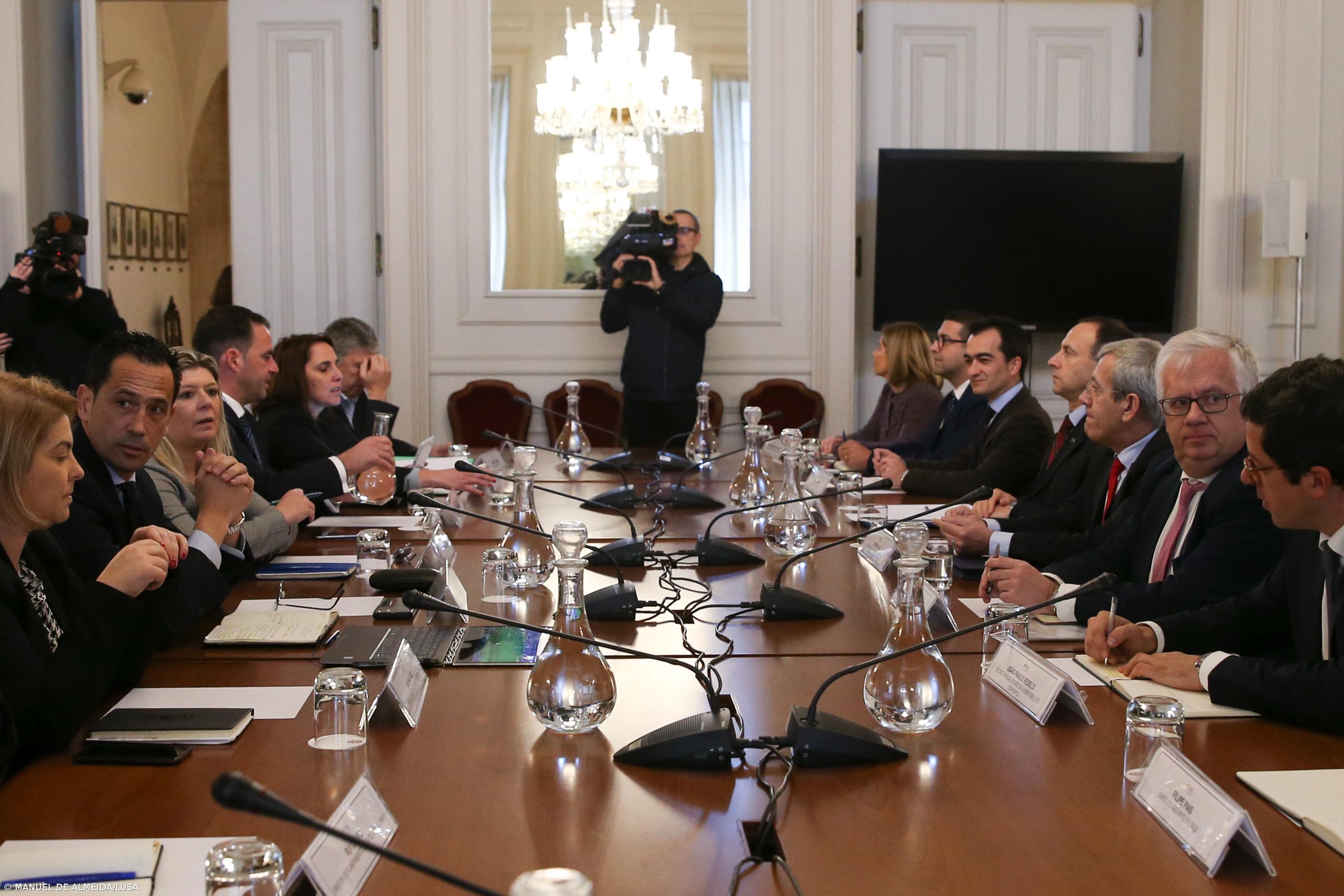 Pedro Proença diz que governo "tem de assumir responsabilidades" sobre violência  – Imagem 1