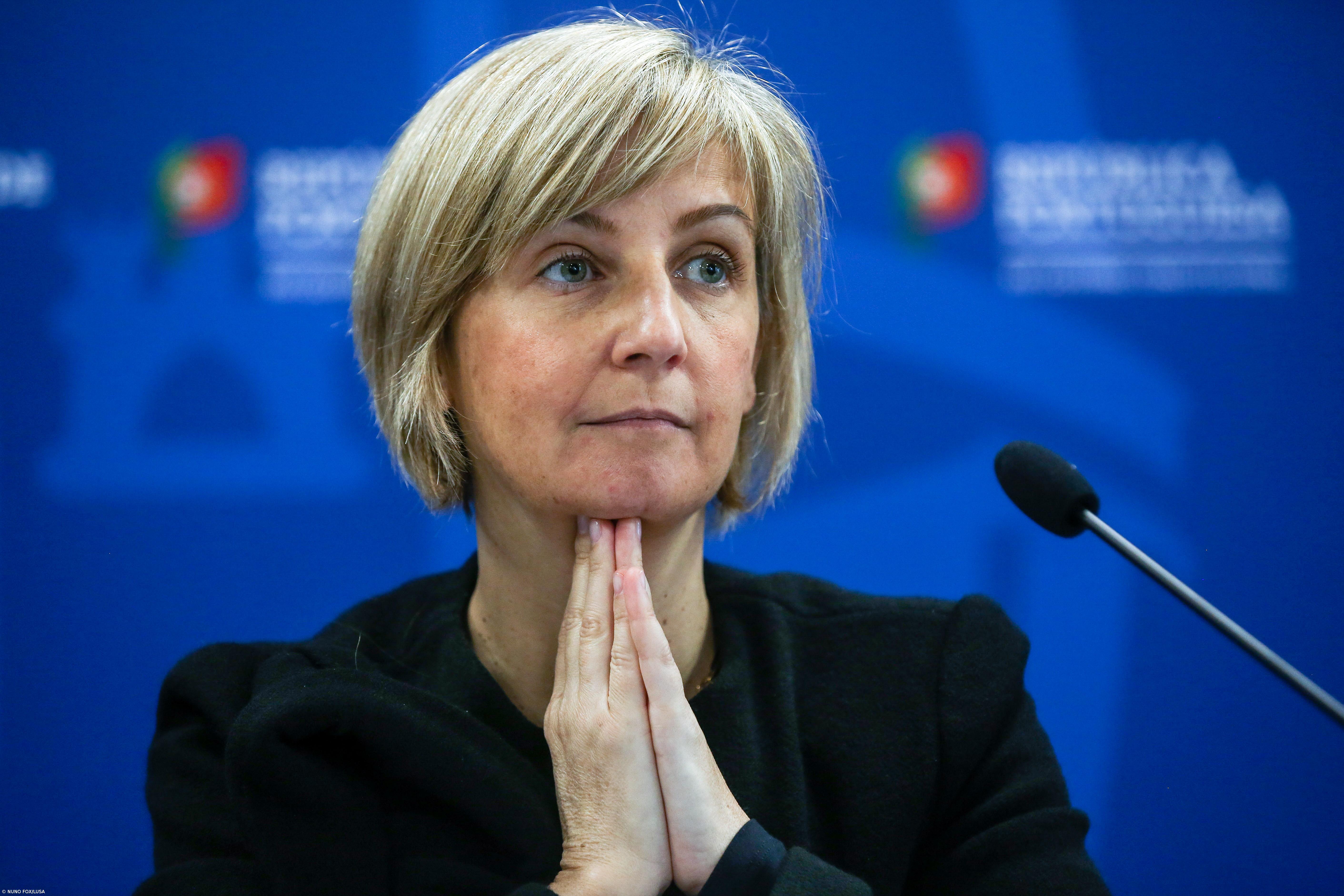 Portugal entrou "numa fase de crescimento exponencial da epidemia" - Ministra – Imagem 1