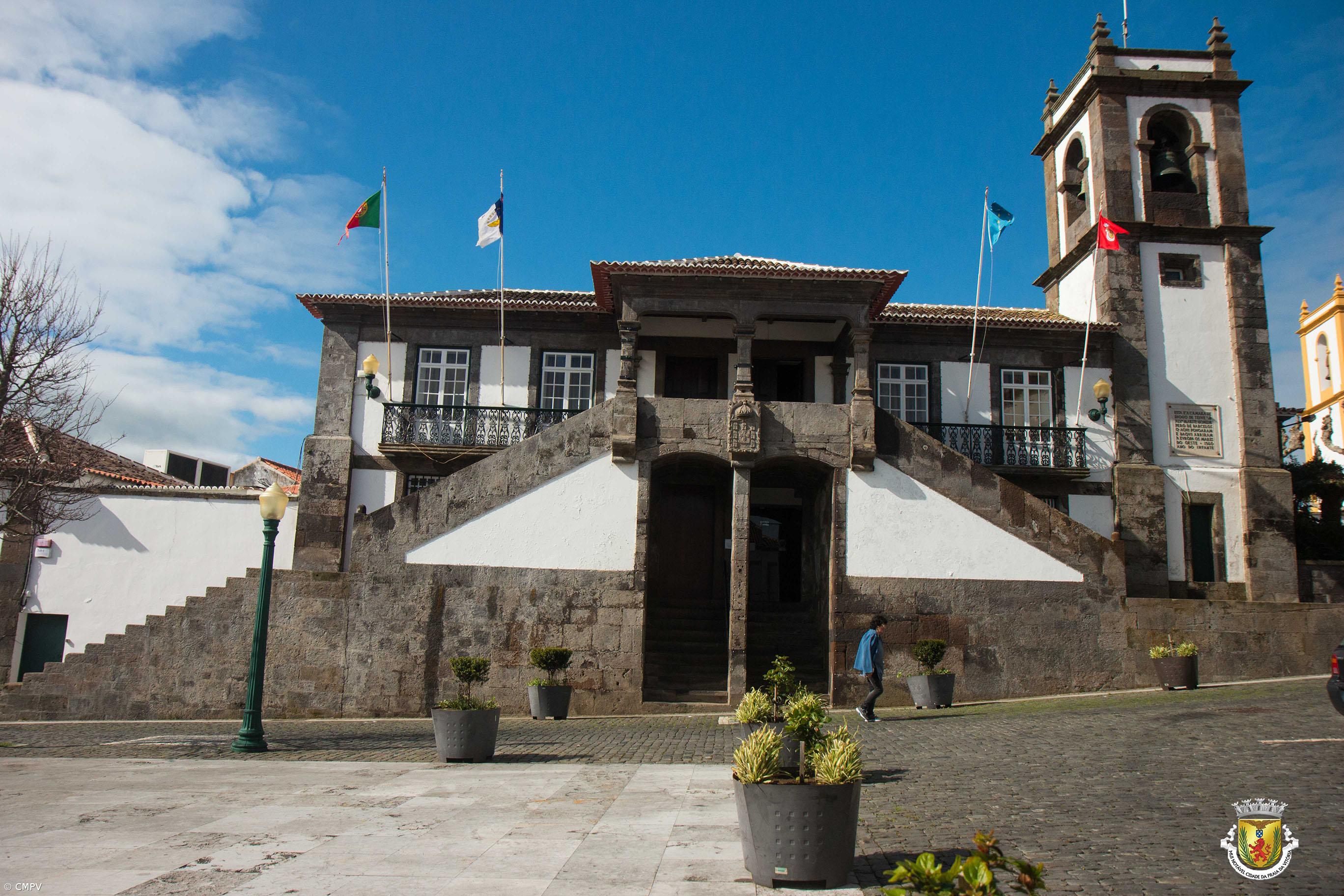 Governo açoriano disponível para cumprir decisão do parlamento sobre despedimentos na Praia da Vitória – Imagem 1