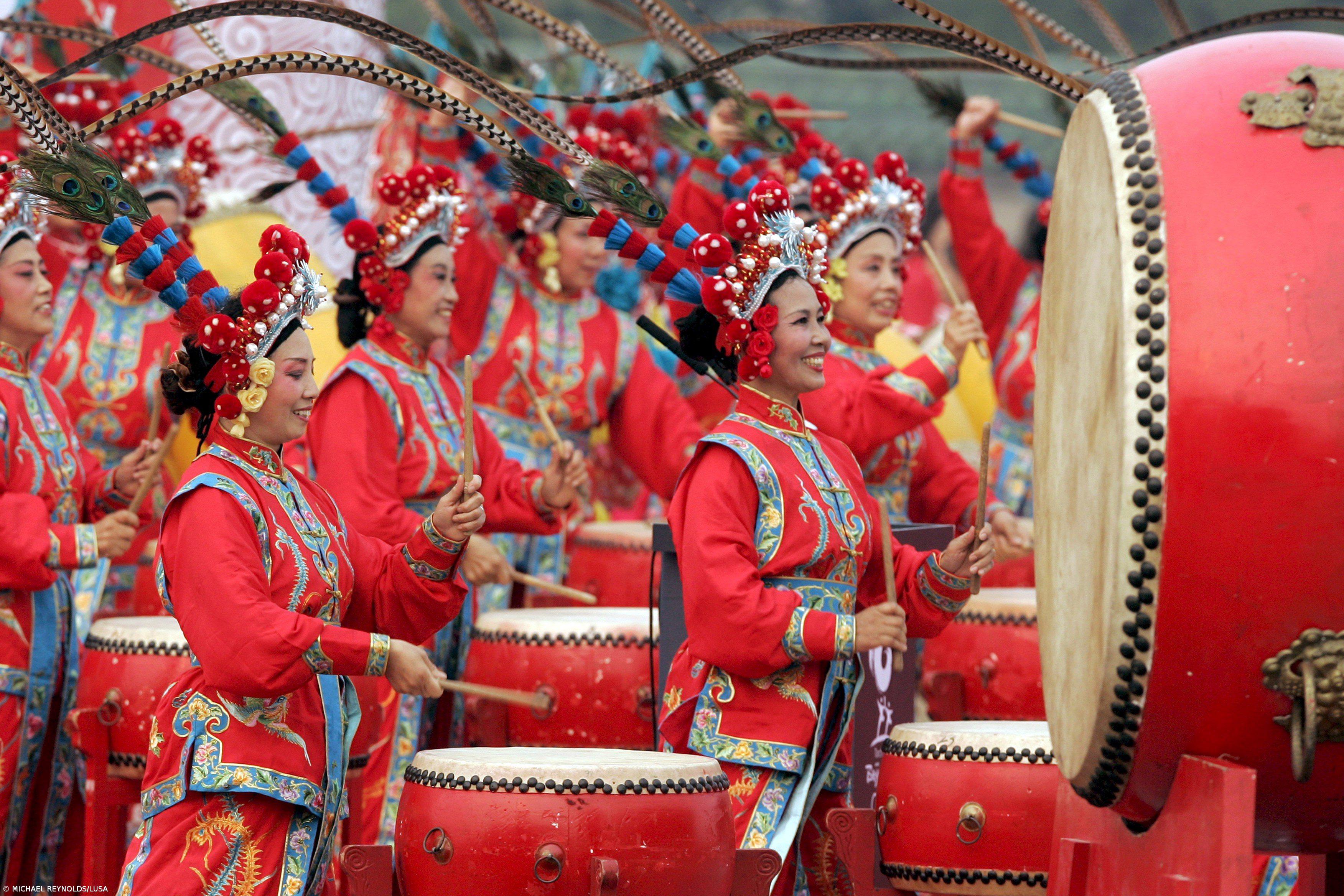 Iluminação é a grande atracção da cerimónia de abertura – Imagem 1