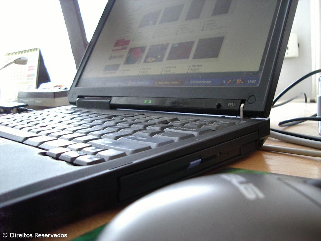 Instituições sociais chamadas a ajudar Educação com computadores – Imagem 1