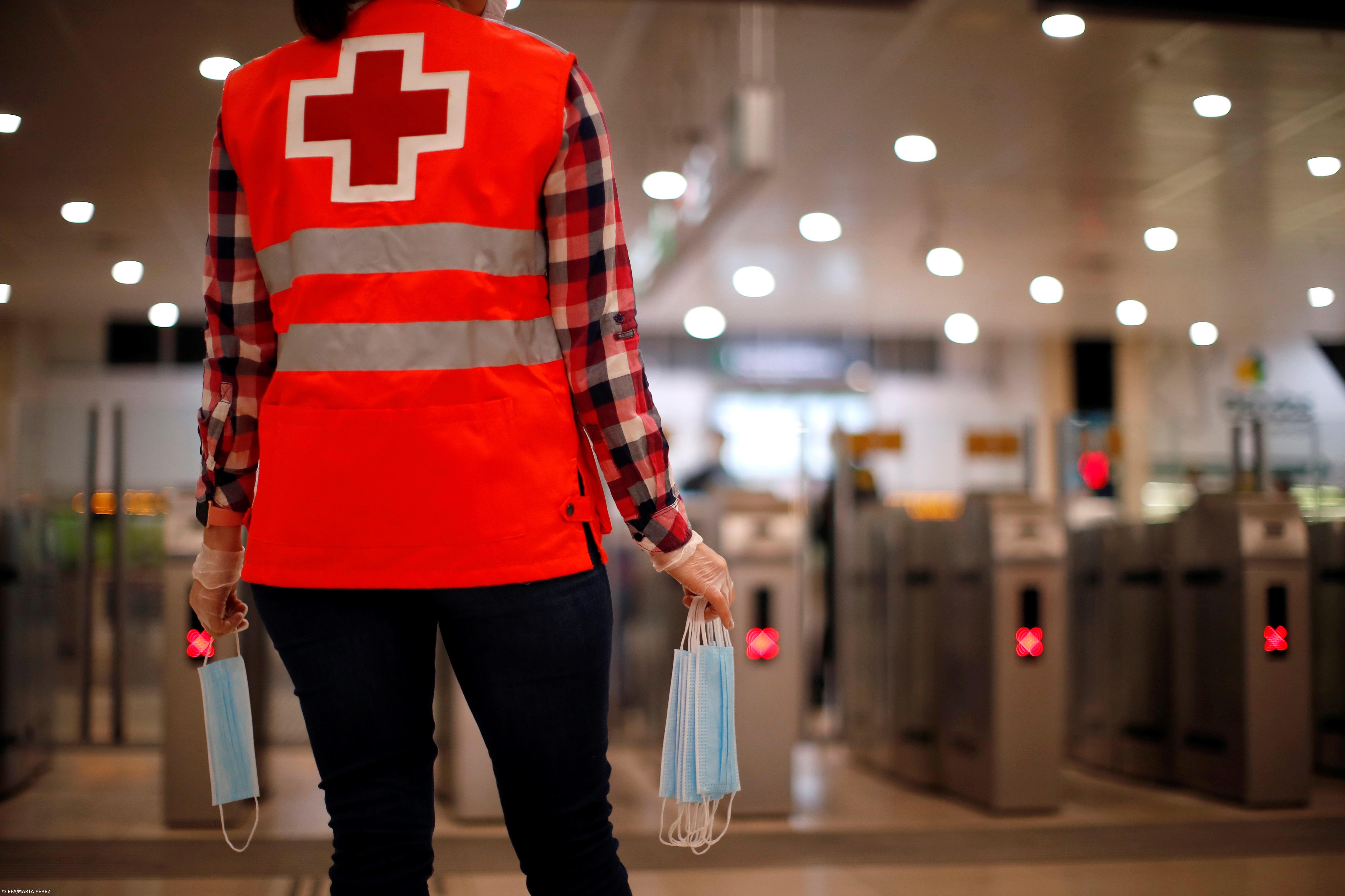 Máscaras e luvas encontradas em sete grandes rios europeus, diz Fundação Tara – Imagem 1