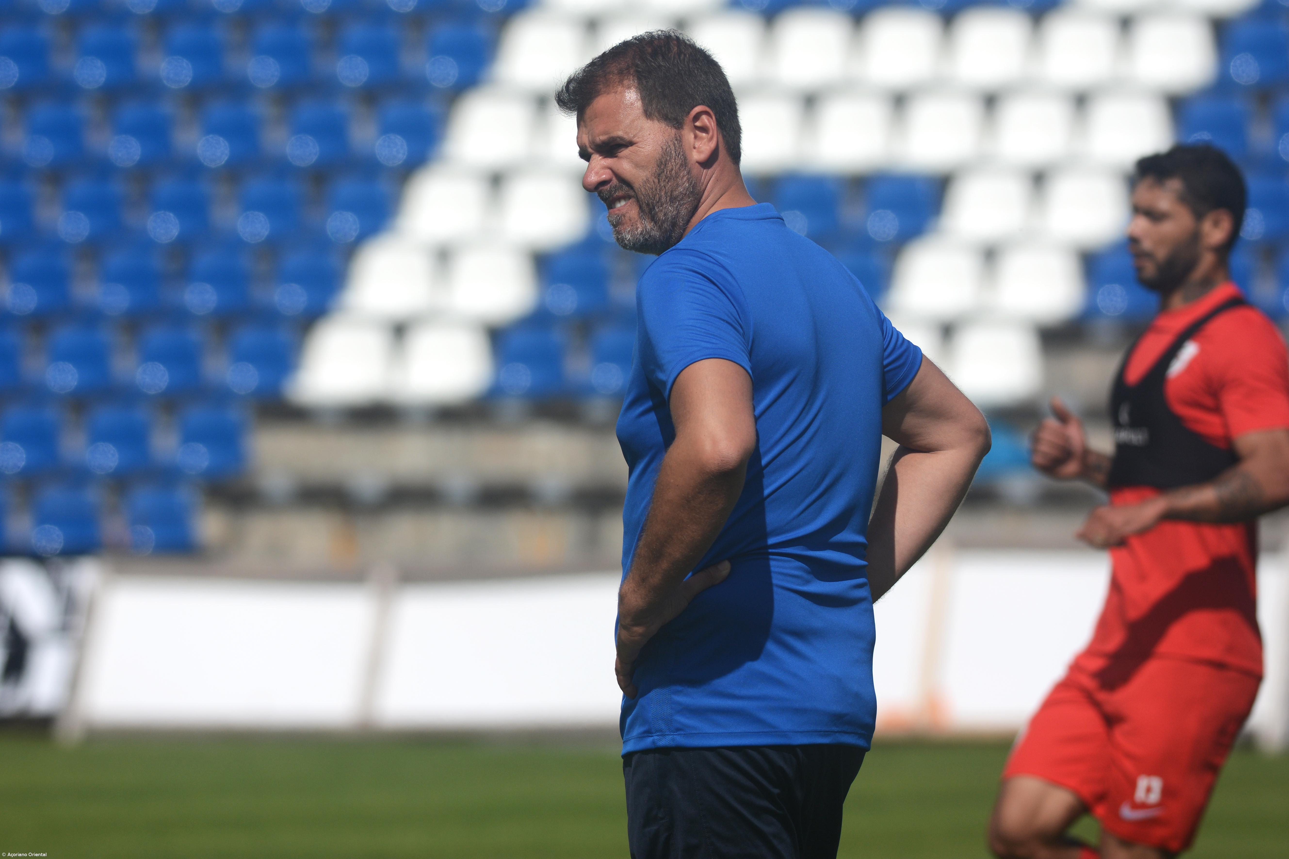 Voo do Santa Clara para Lisboa novamente adiado para sábado – Imagem 1