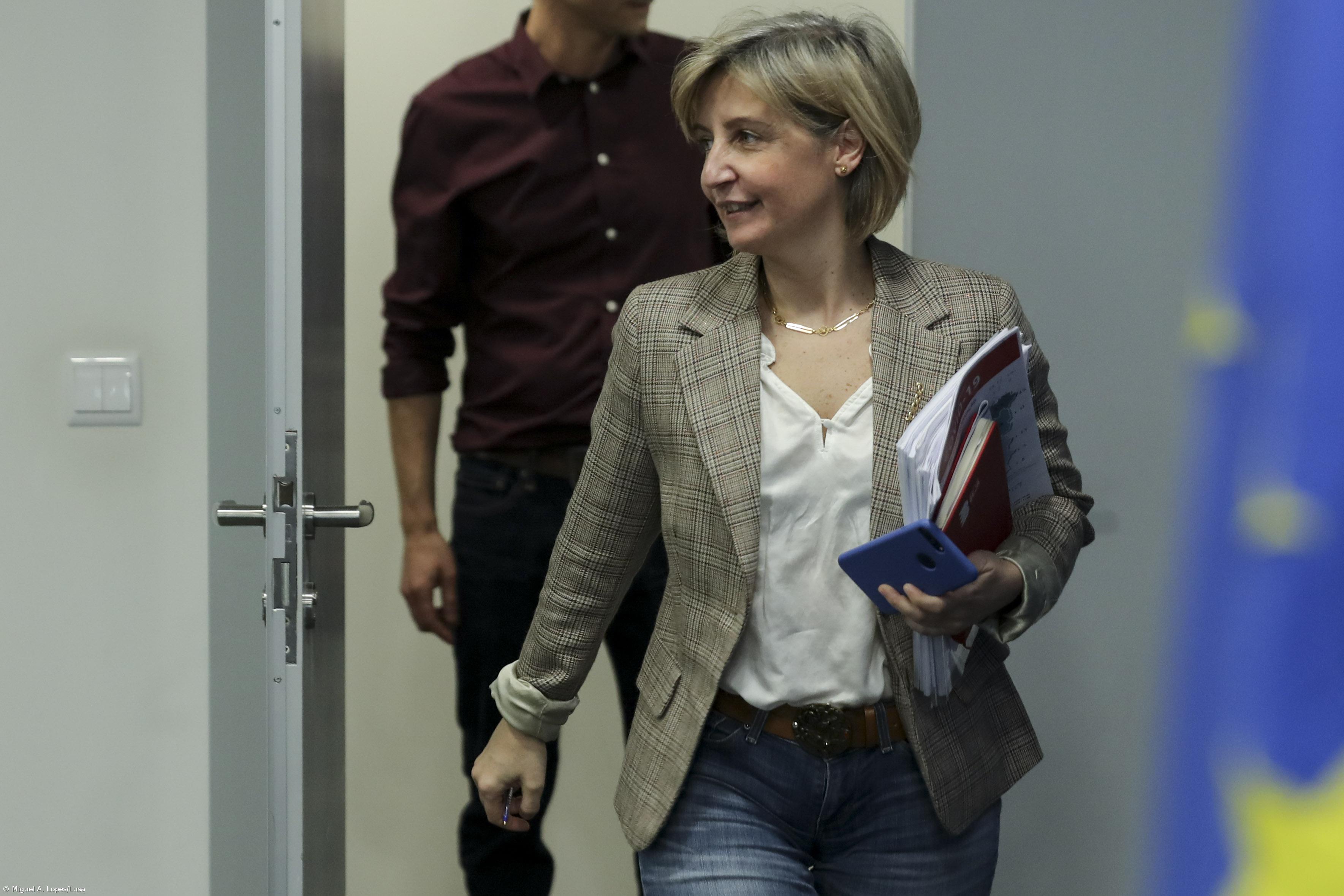 Ministra da Saúde apela à união dos portugueses para garantir resposta do SNS – Imagem 1