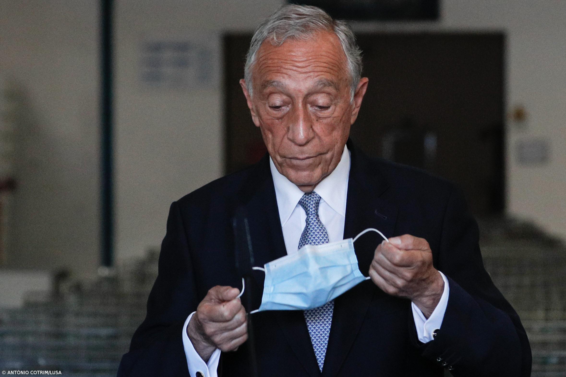 PR diz ser obrigatório visitar a Feira do Livro do Porto por ser “festa da liberdade” – Imagem 1