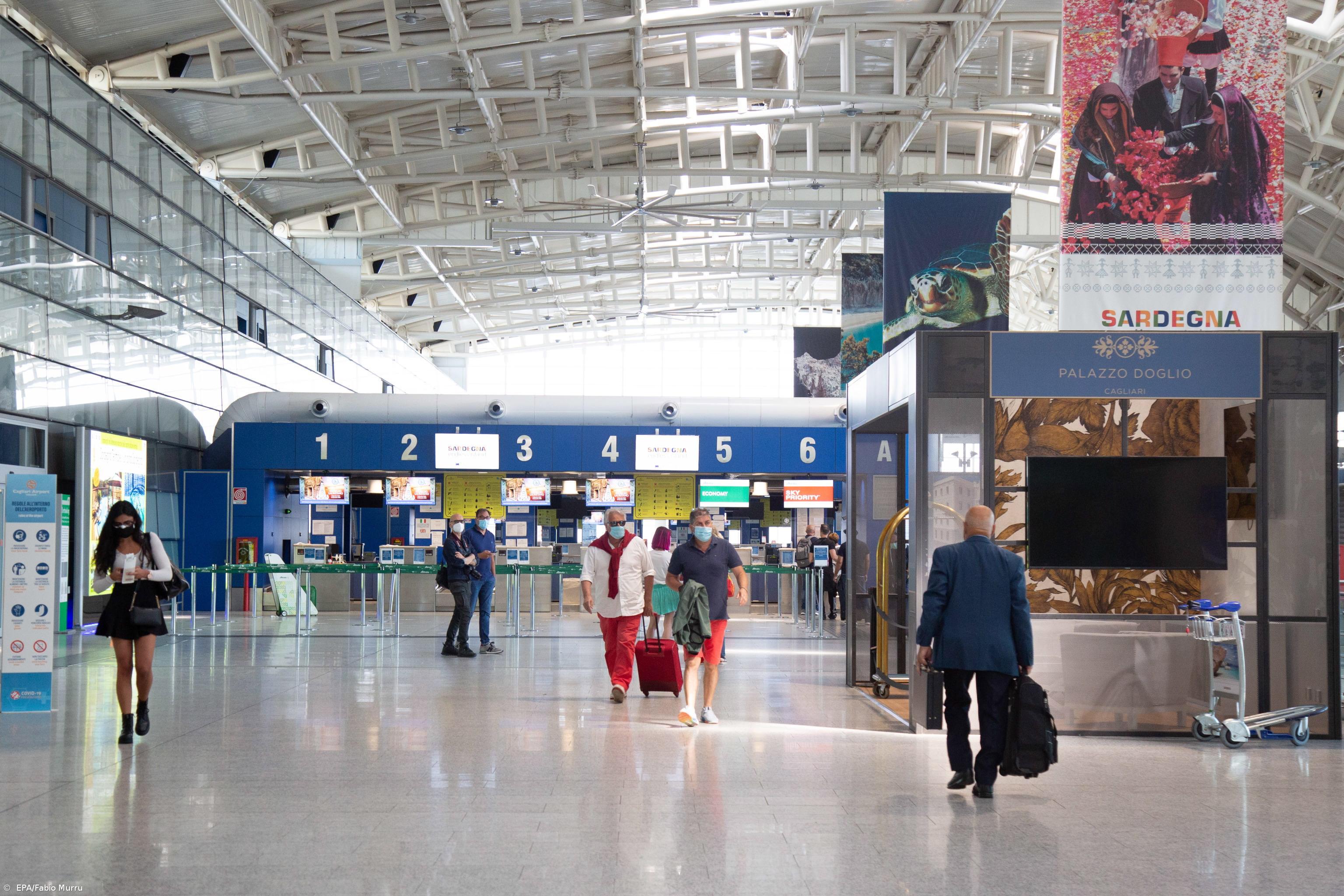 Itália regista 33.979 novos casos e 546 mortes nas últimas 24 horas – Imagem 1