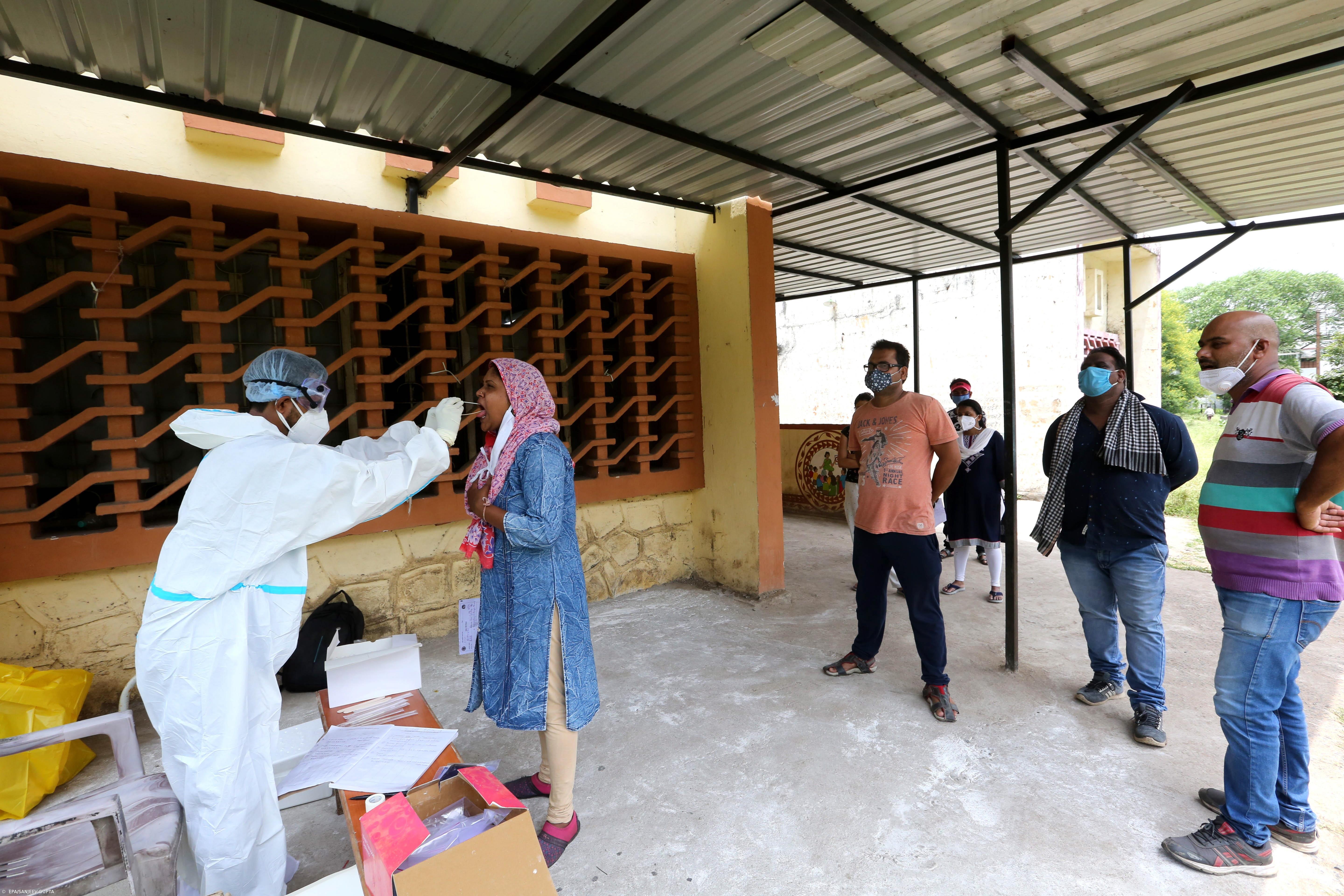 Índia com mais de mil mortos nas últimas 24 horas, novo máximo diário – Imagem 1