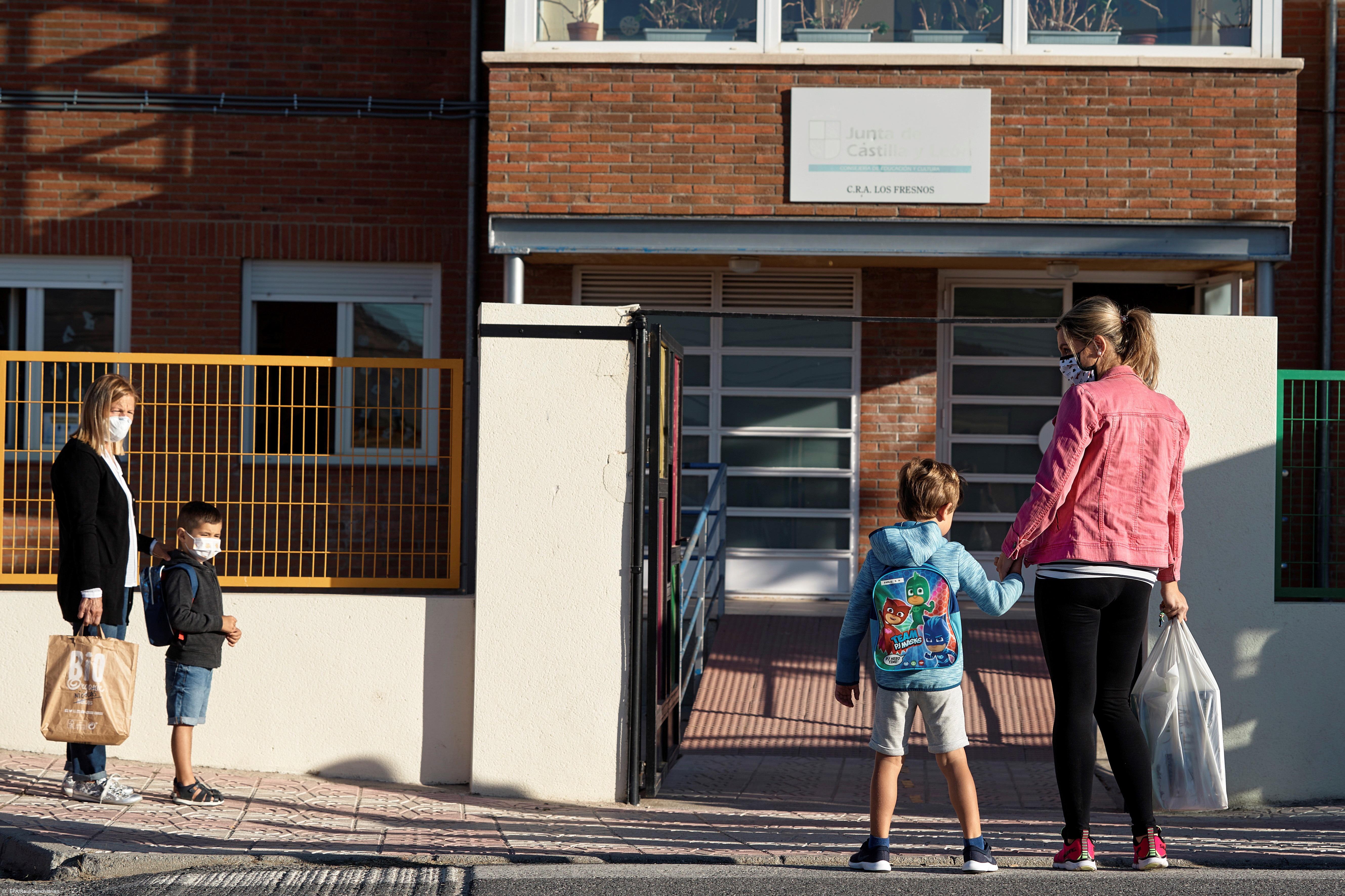 Espanha tem 8.257 novos casos positivos e 442 óbitos – Imagem 1