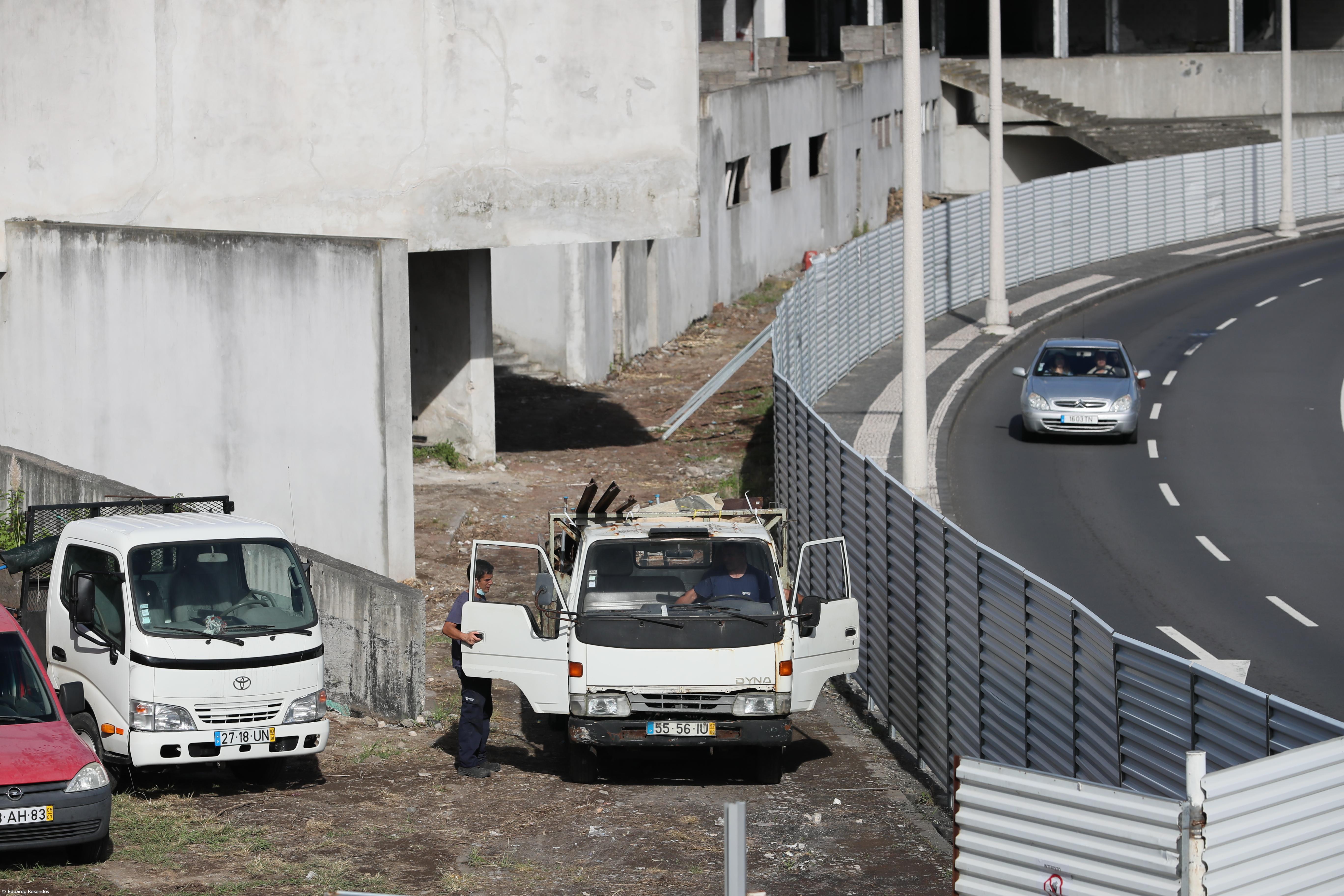 Demolição de galerias é "requalificação inadiável" em Ponta Delgada  – Imagem 1