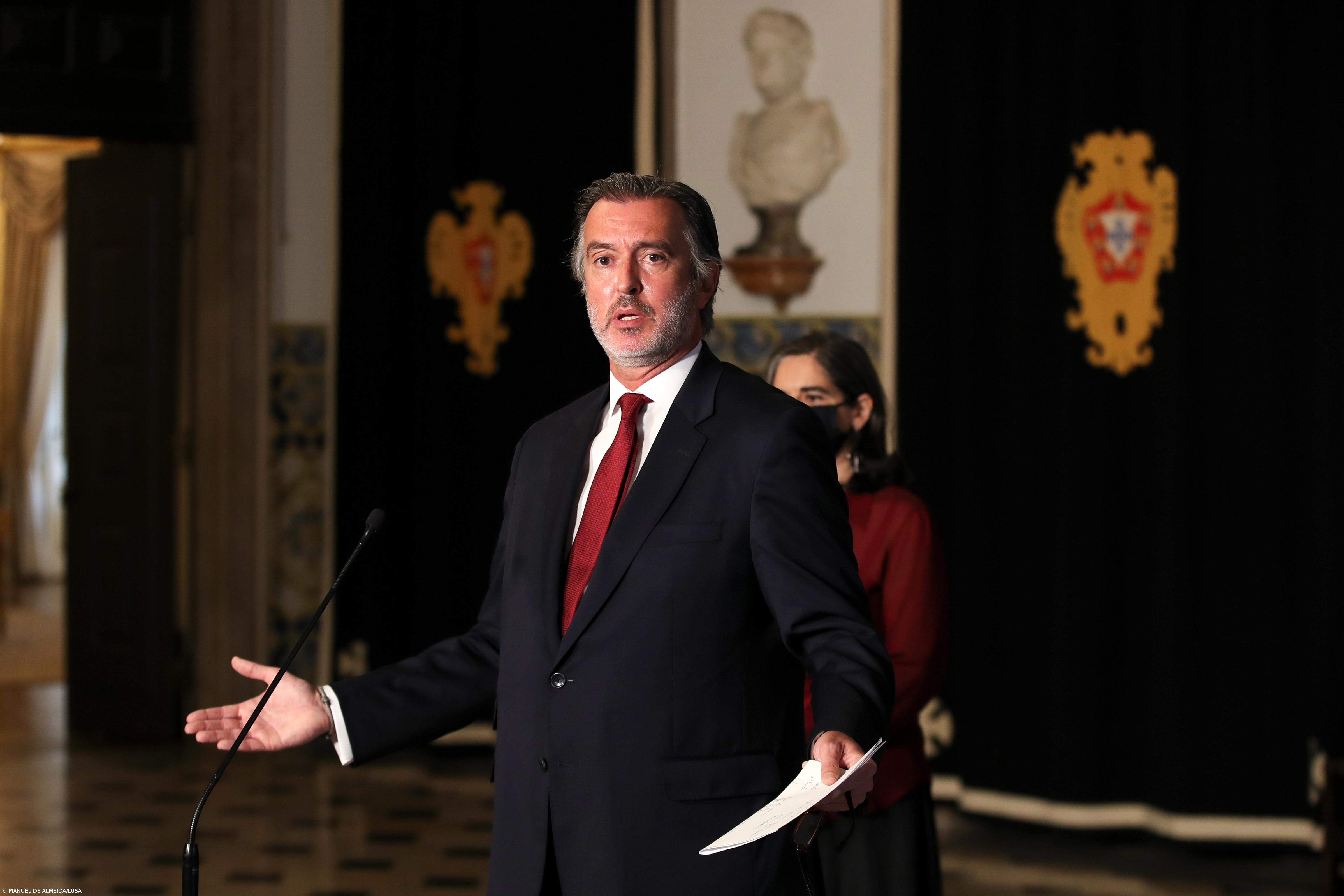 IL diz que quem não quer reformar o SNS está a ajudar na sua “implosão” – Imagem 1