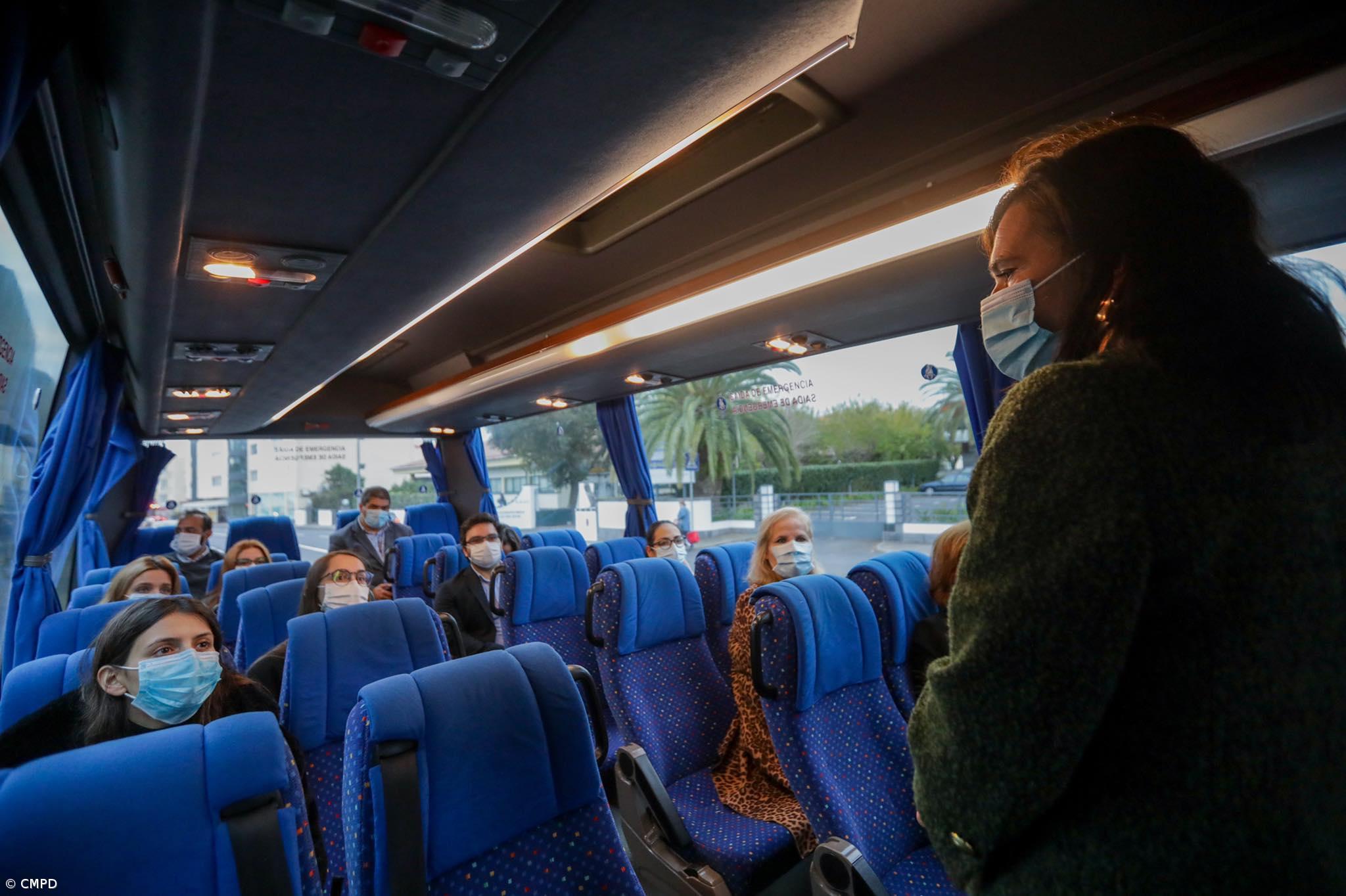 Câmara de Ponta Delgada assegura serviço de 'shuttle' entre a residência universitária e a academia  – Imagem 1