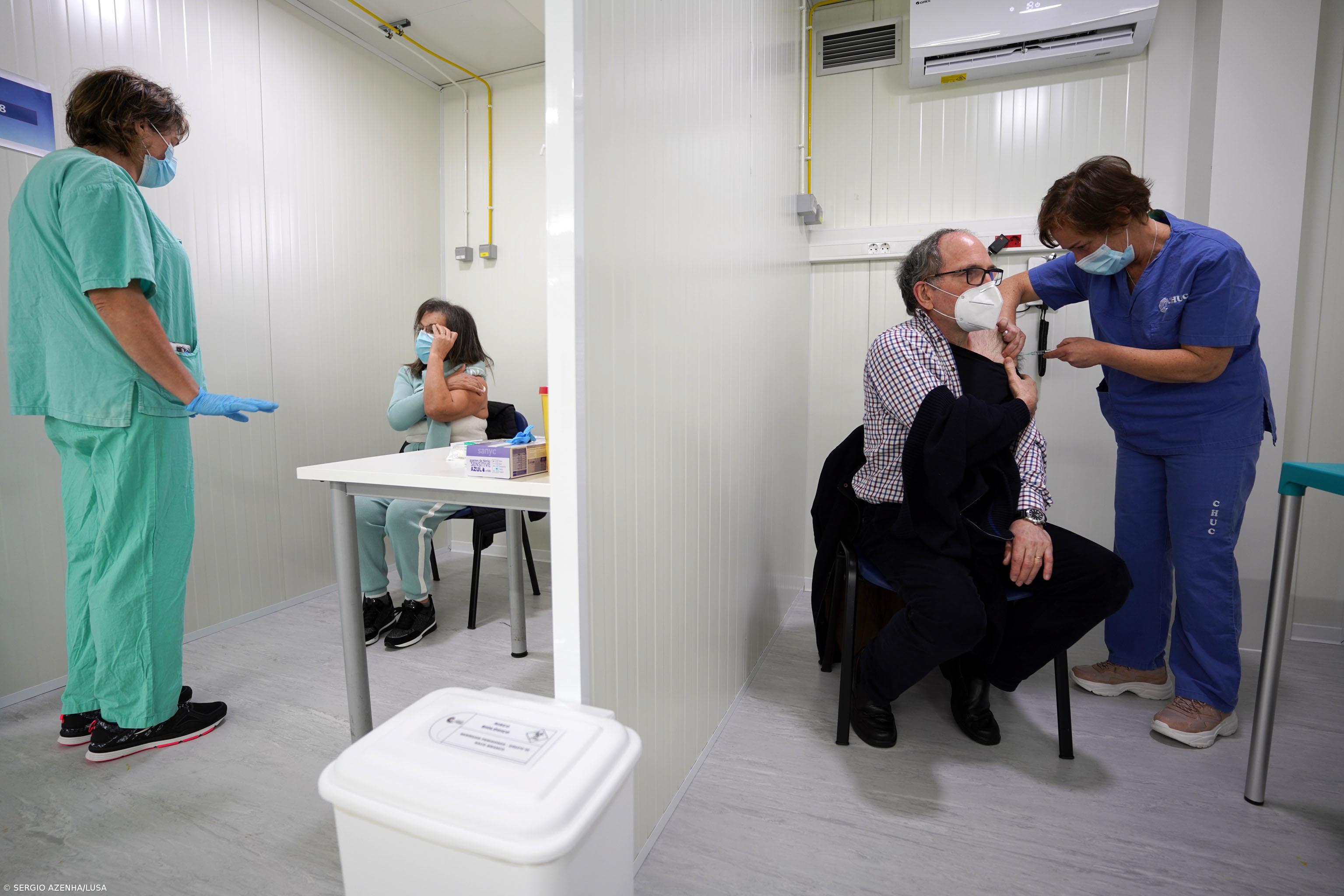 Um quarto dos adultos europeus já tem a primeira dose da vacina – Imagem 1