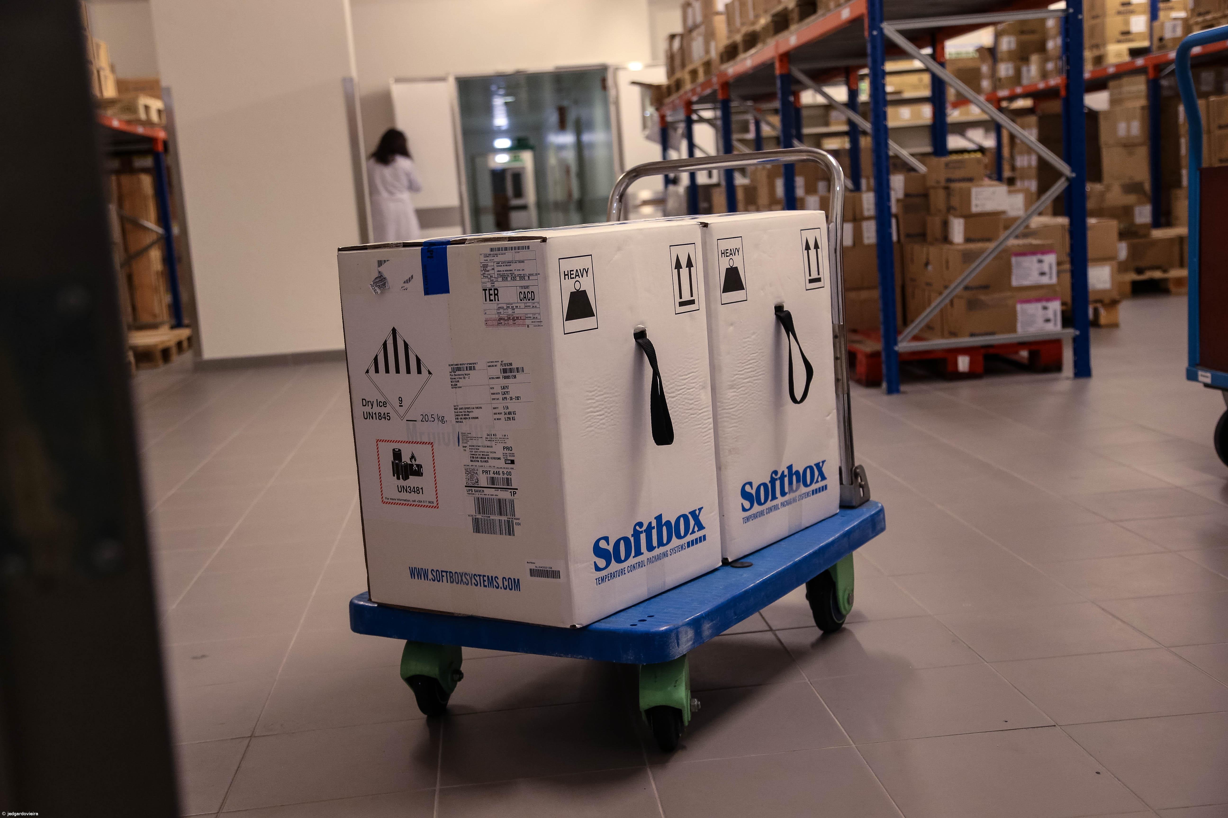 Vacinas contra a Covid-19 chegaram aos Açores – Imagem 1