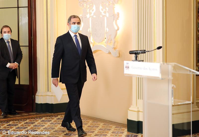Presidente do Governo dos Açores testa negativo mas vai ficar em isolamento – Imagem 1