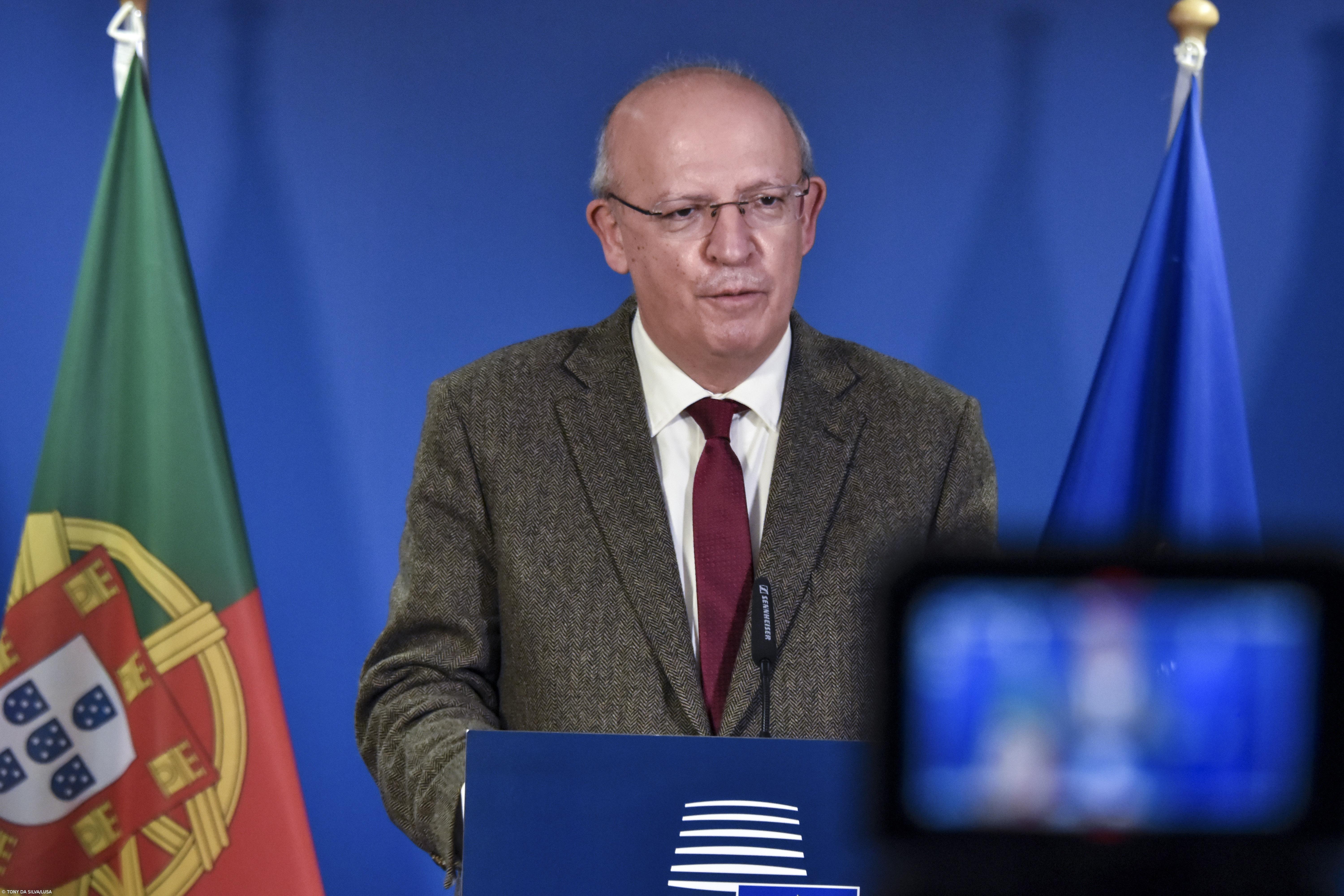 Santos Silva aceitou convite para ir "proximamente" a Kiev  – Imagem 1