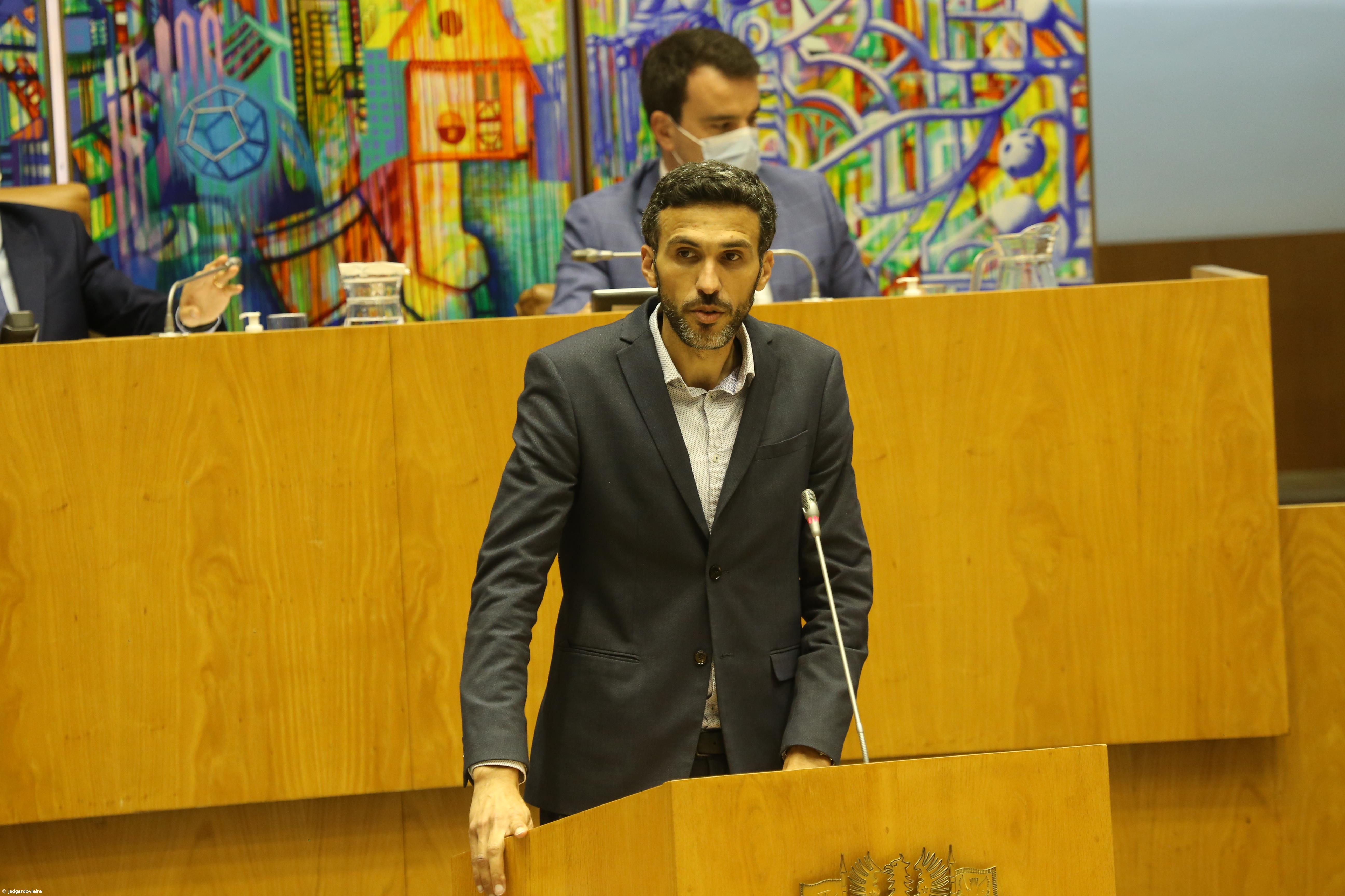 BE diz que presidente do Governo escreveu "página negra" da história – Imagem 1