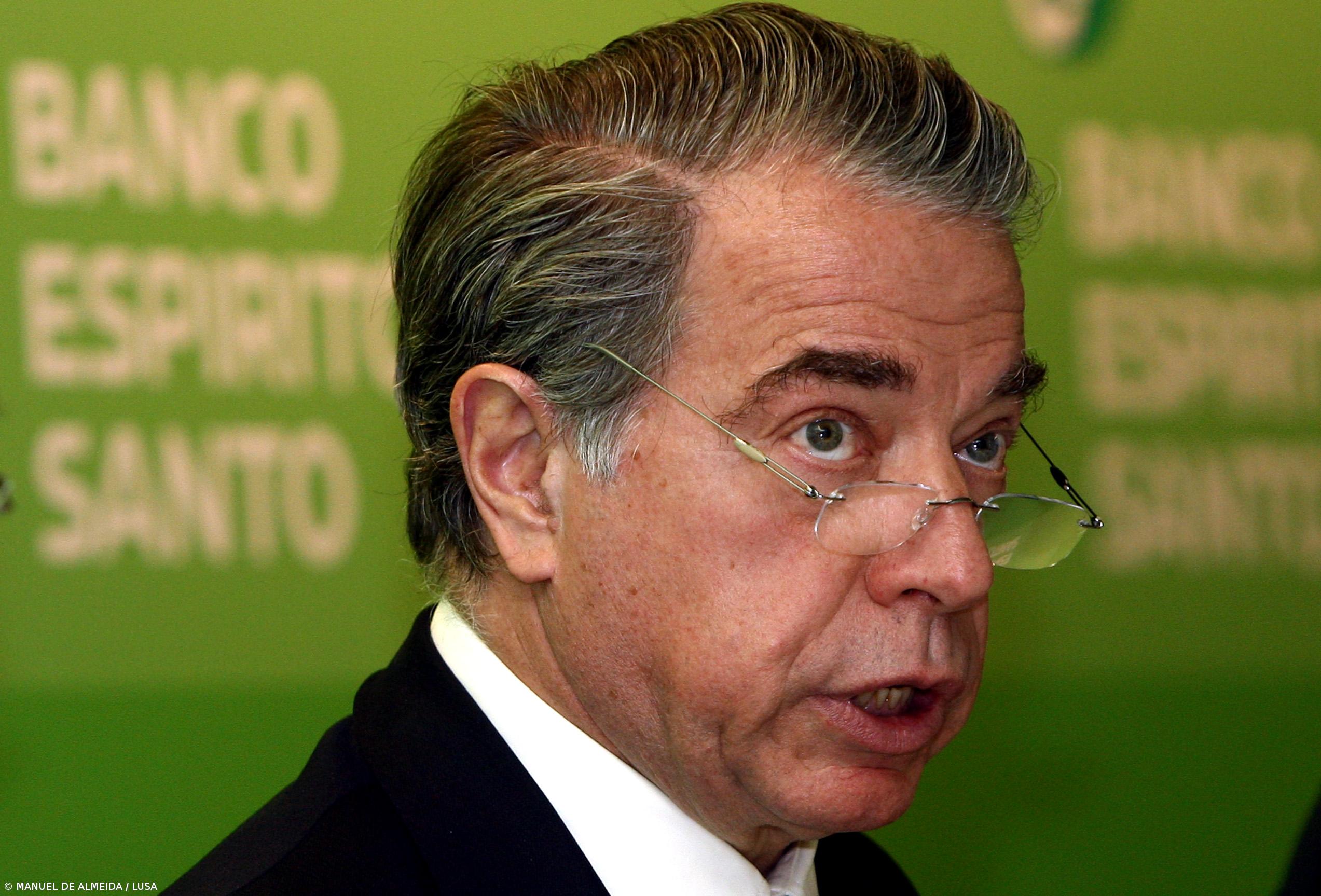 Ricardo Salgado transferiu centenas de milhões de euros através de 'offshore' antes de sair – Imagem 1