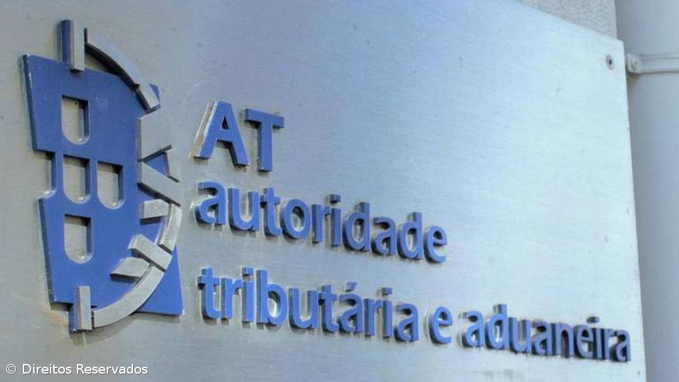 Contribuintes que entregaram IRS até 26 de julho podem ter dispensa de coima – Imagem 1