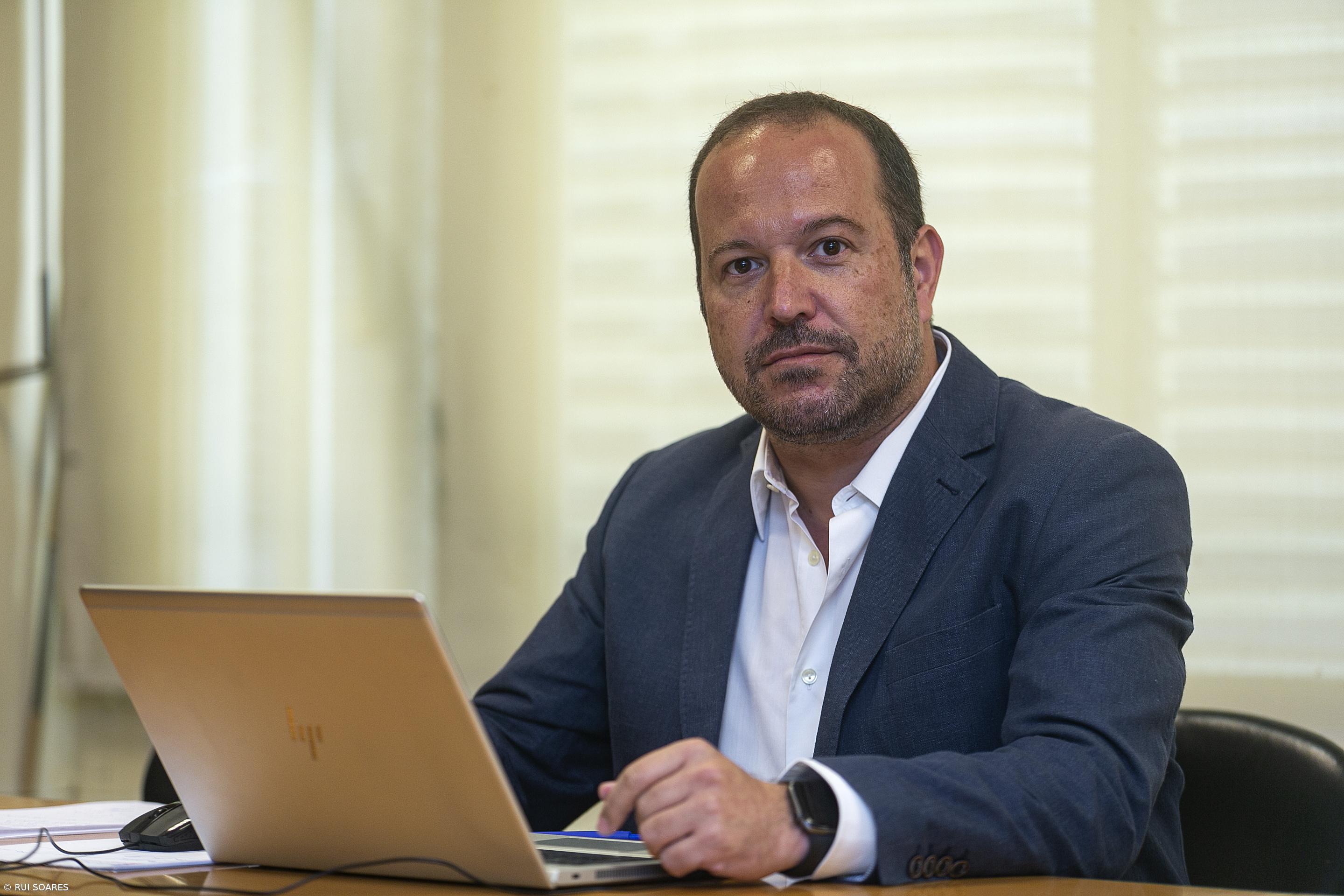 PS diz que “resolveu problema” das grávidas dos Açores sem alterar Código do Trabalho – Imagem 1