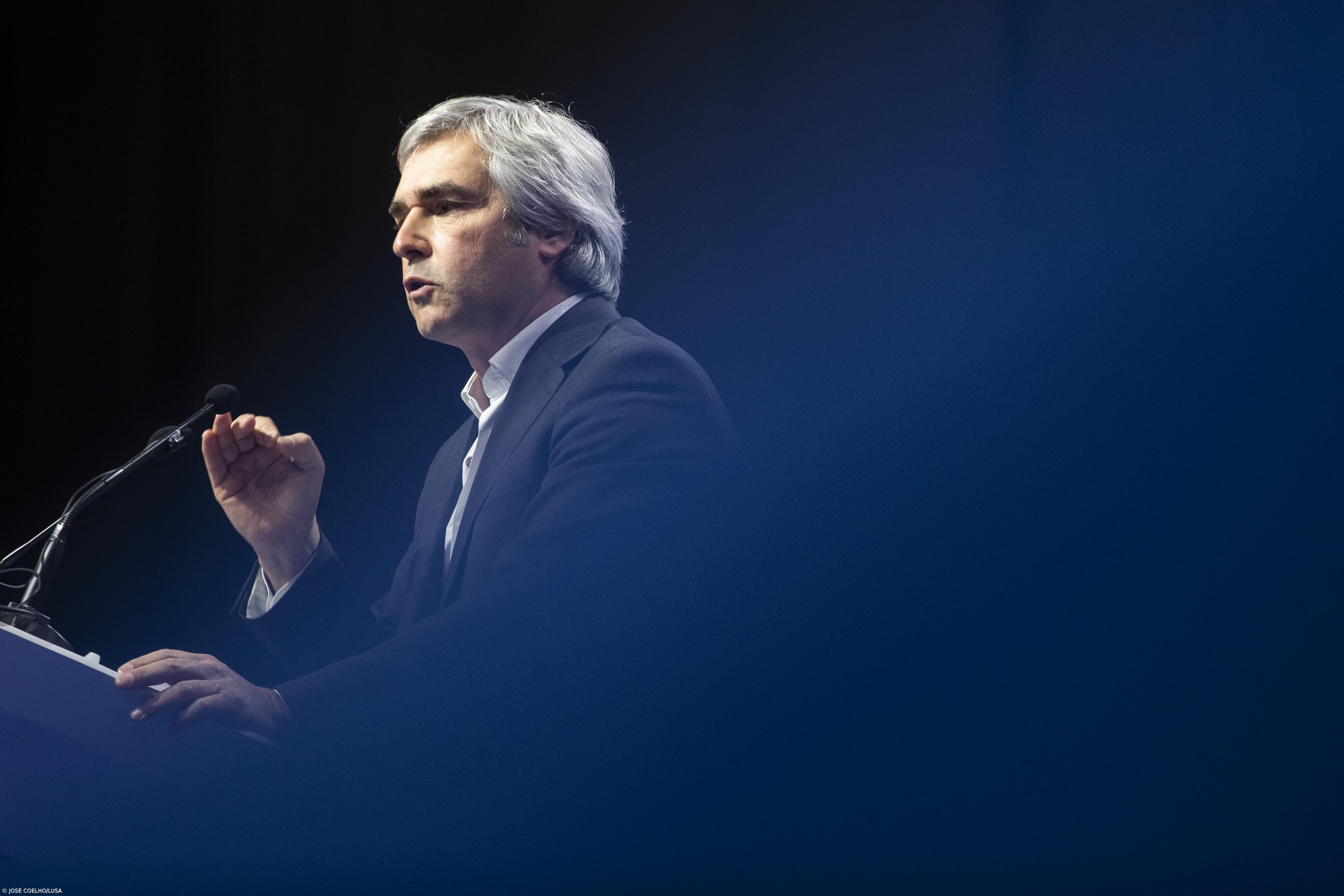 CDS pede a Marcelo que envie pacote legislativo para Tribunal Constitucional – Imagem 1