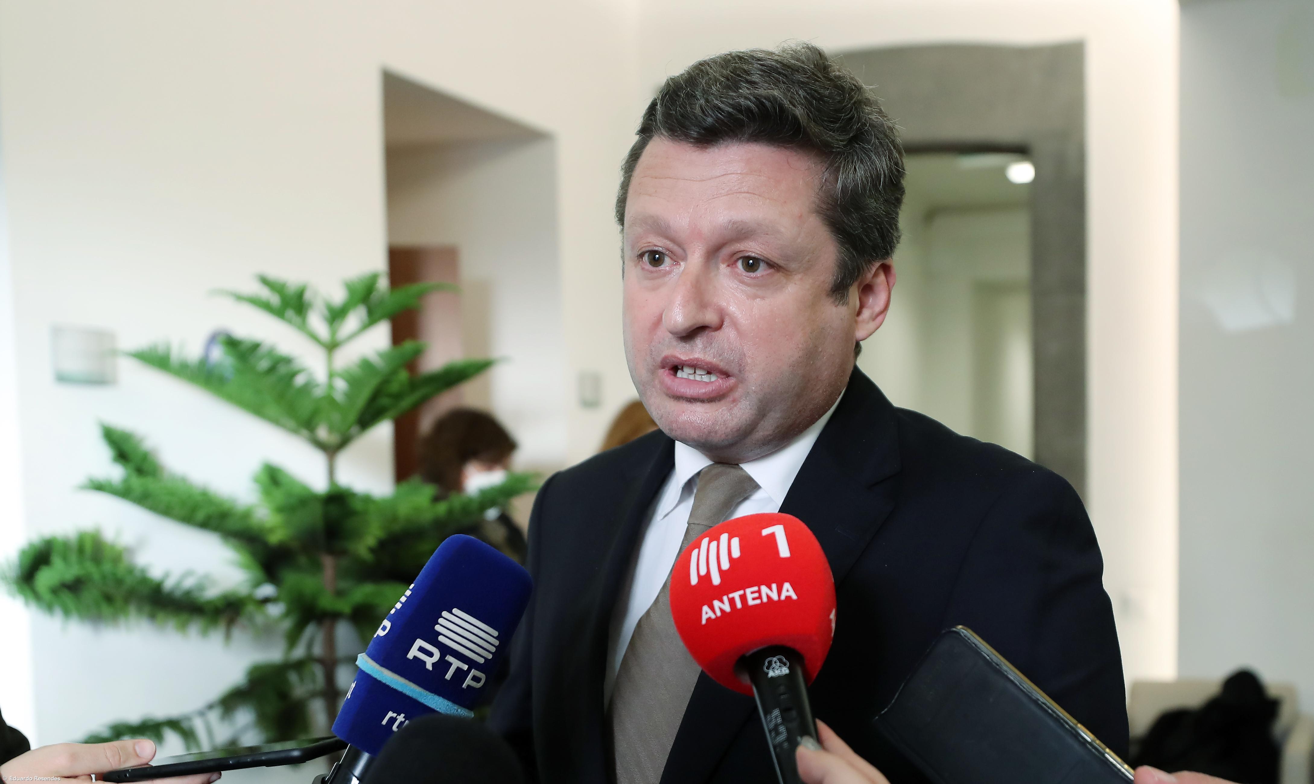 Sindicato refere 75% de greve nos hospitais dos Açores, governo fala em 24% – Imagem 1