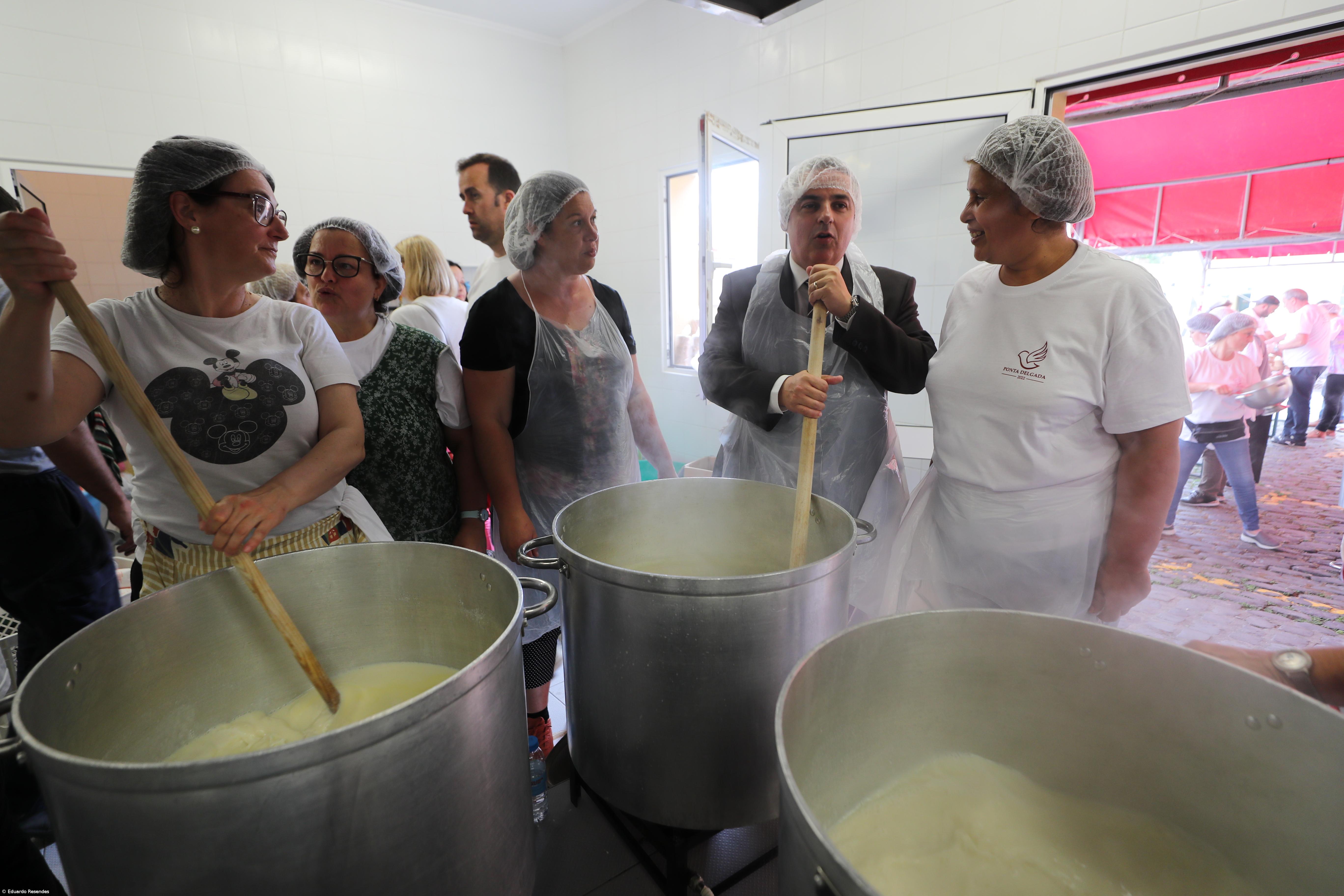 Ponta Delgada prepara-se para as festas do Divino – Imagem 6