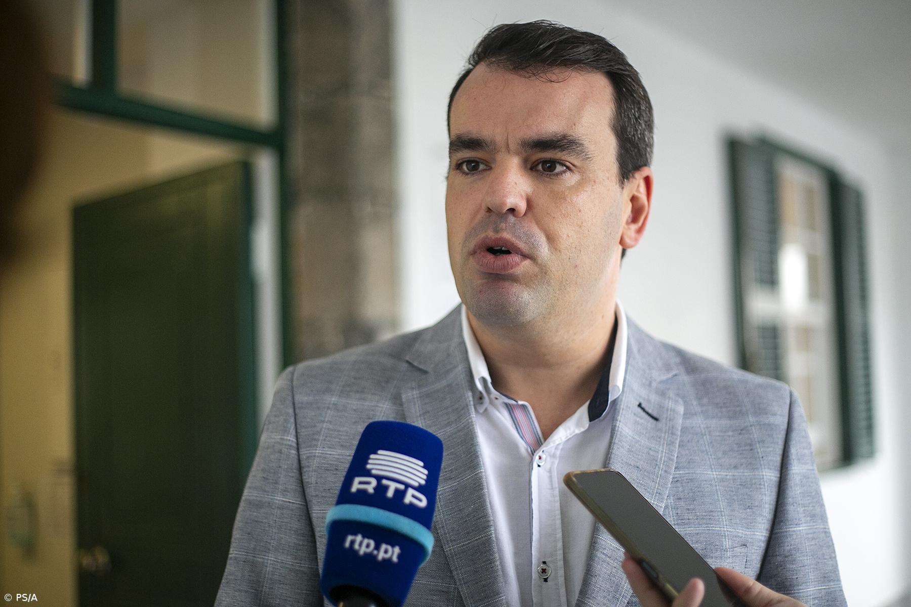 PS/Açores defende alargamento da gratuitidade para creches e amas – Imagem 1