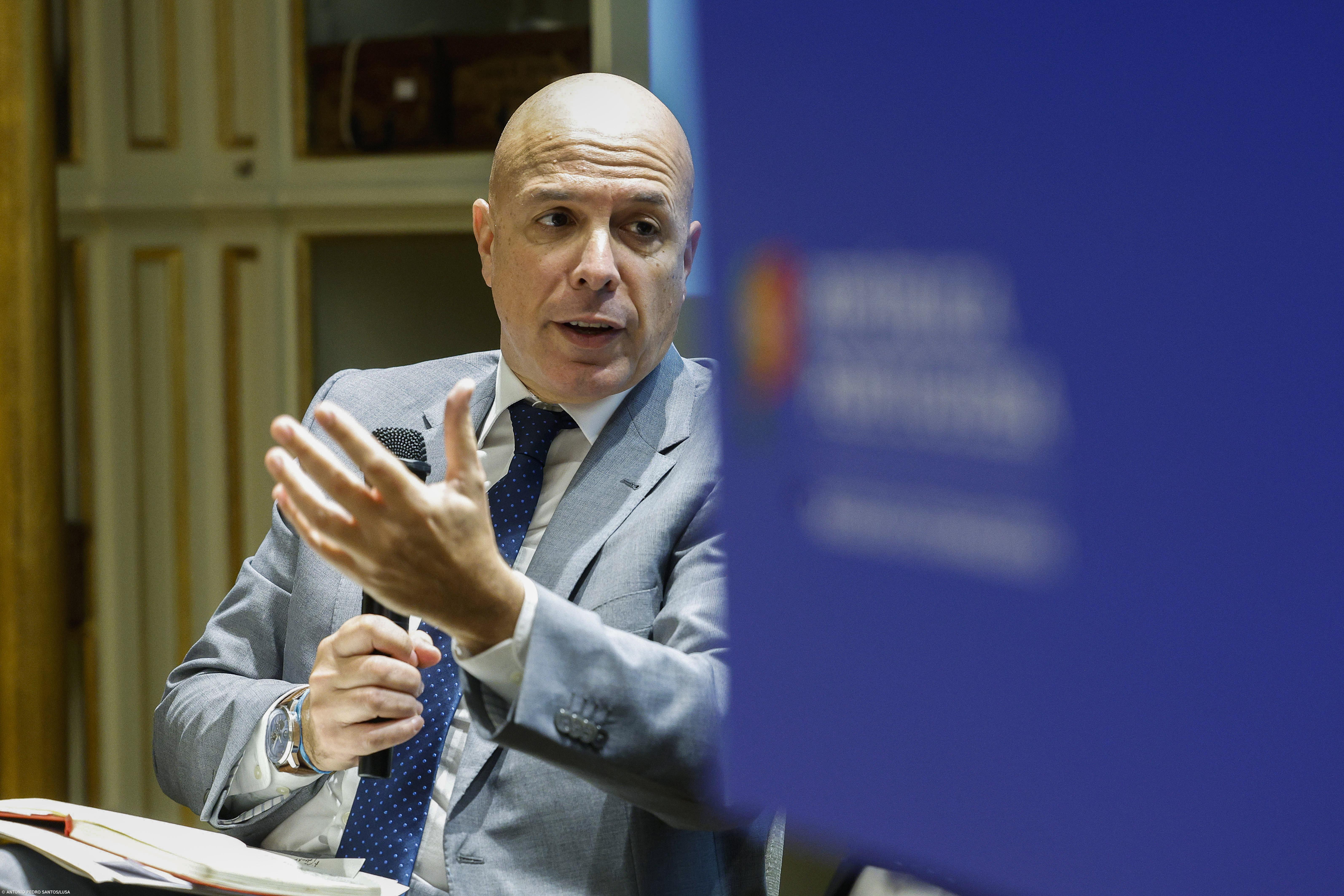 Governo não tenciona incluir emigrantes da Madeira e dos Açores no Programa Regressar – Imagem 1