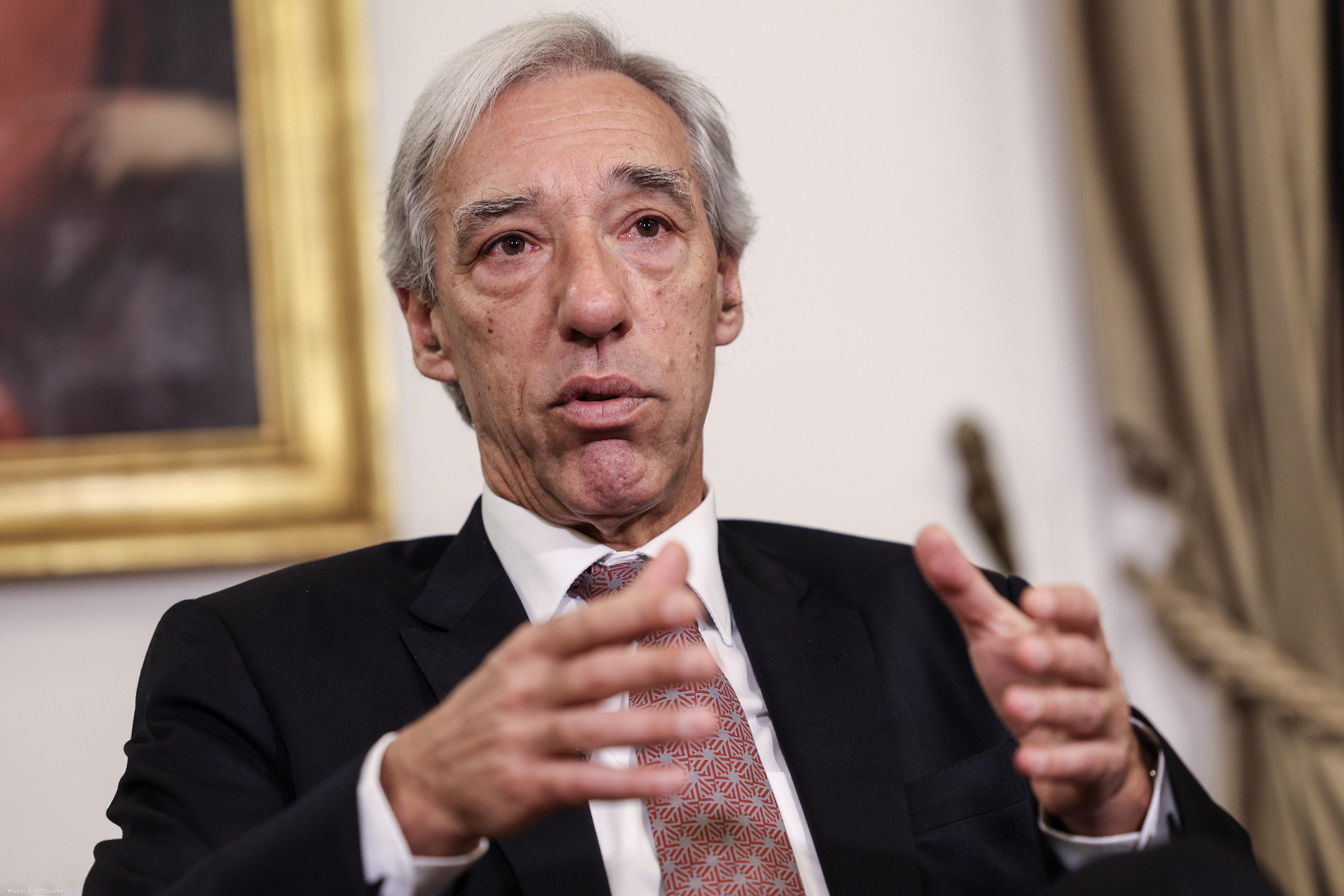 MNE acusa Putin de estar a semear ventos e a colher tempestades – Imagem 1