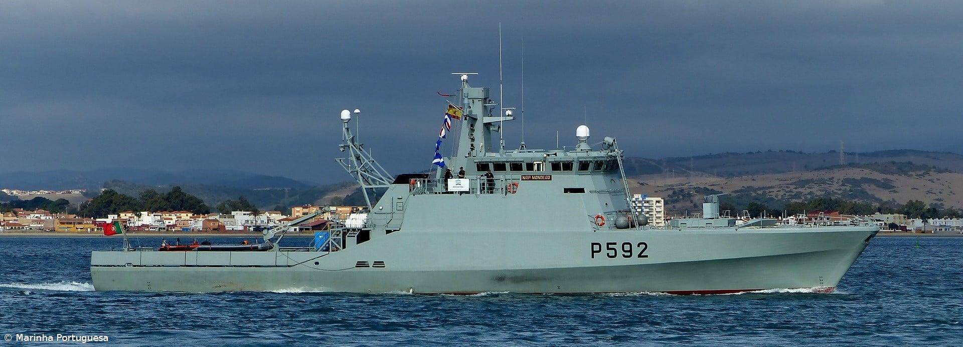 Marinha falhou missão de acompanhamento de navio russo após 13 militares terem recusado embarcar – Imagem 1