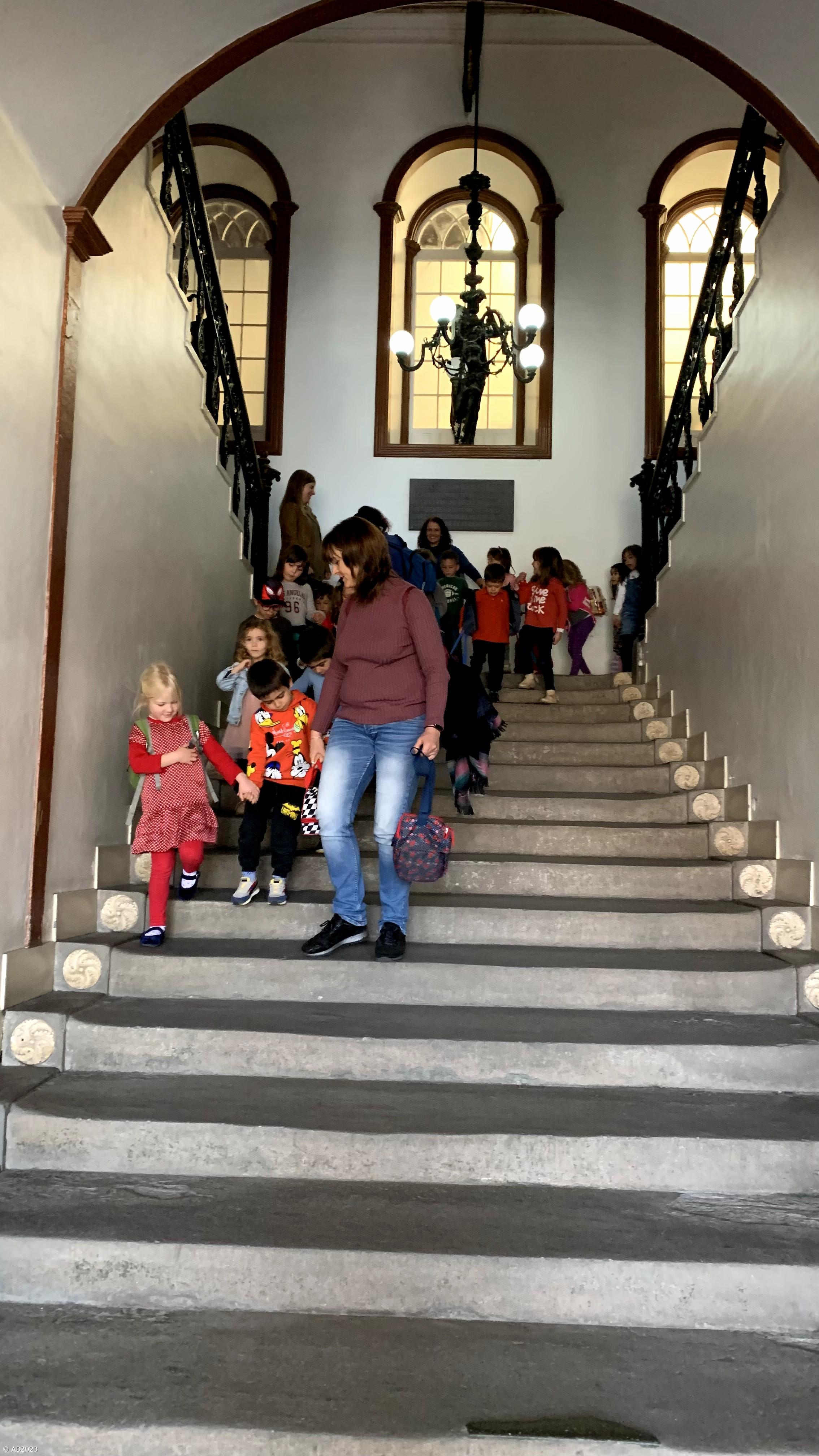 A Escola Secundária Antero de Quental acolheu 30 crianças do Projeto de Inovação Pedagógica Novas Rotas – Imagem 11