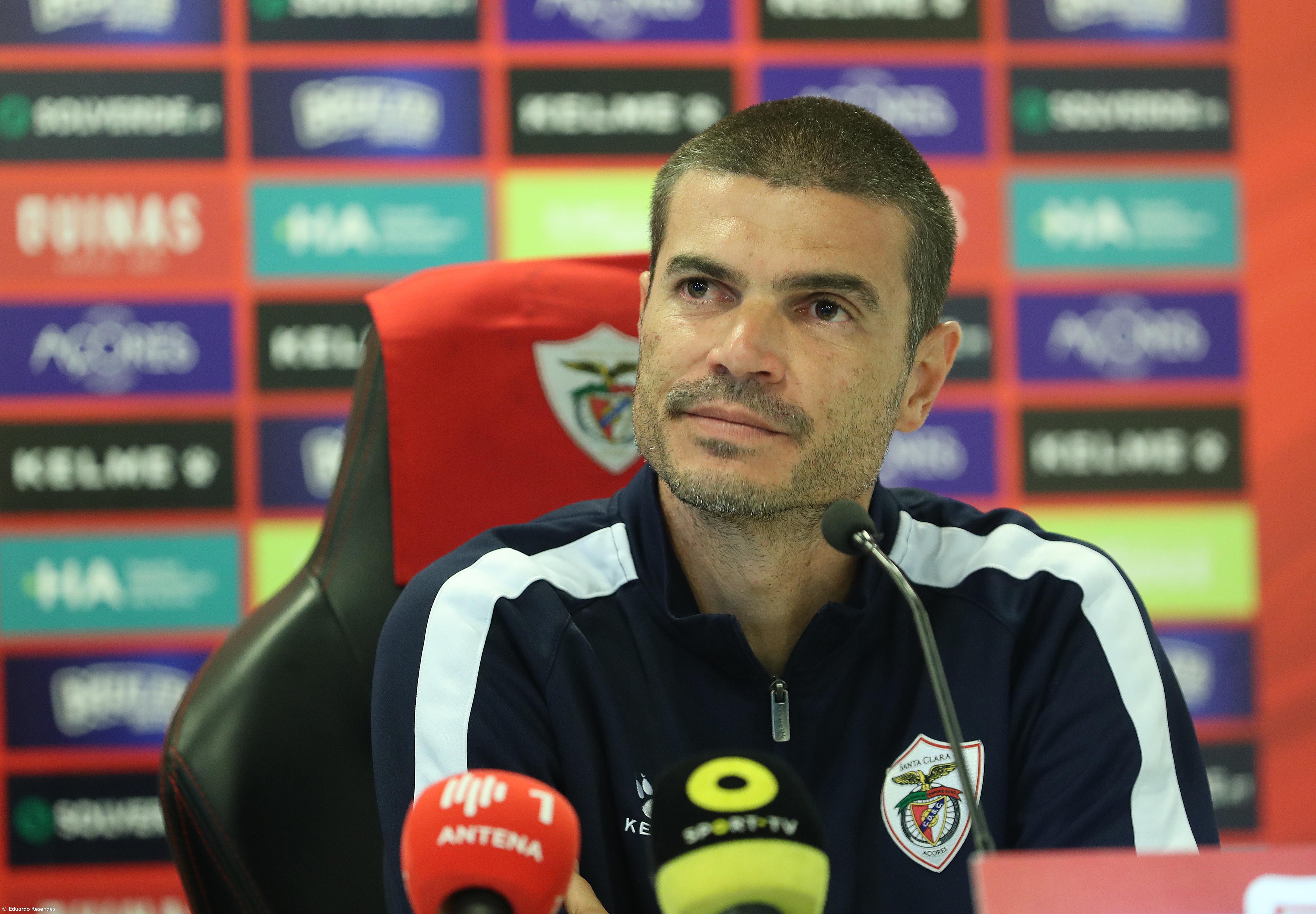 Treinador do Santa Clara mantém "esperança" e quer fazer “história” no Dragão (Com Vídeo) – Imagem 1