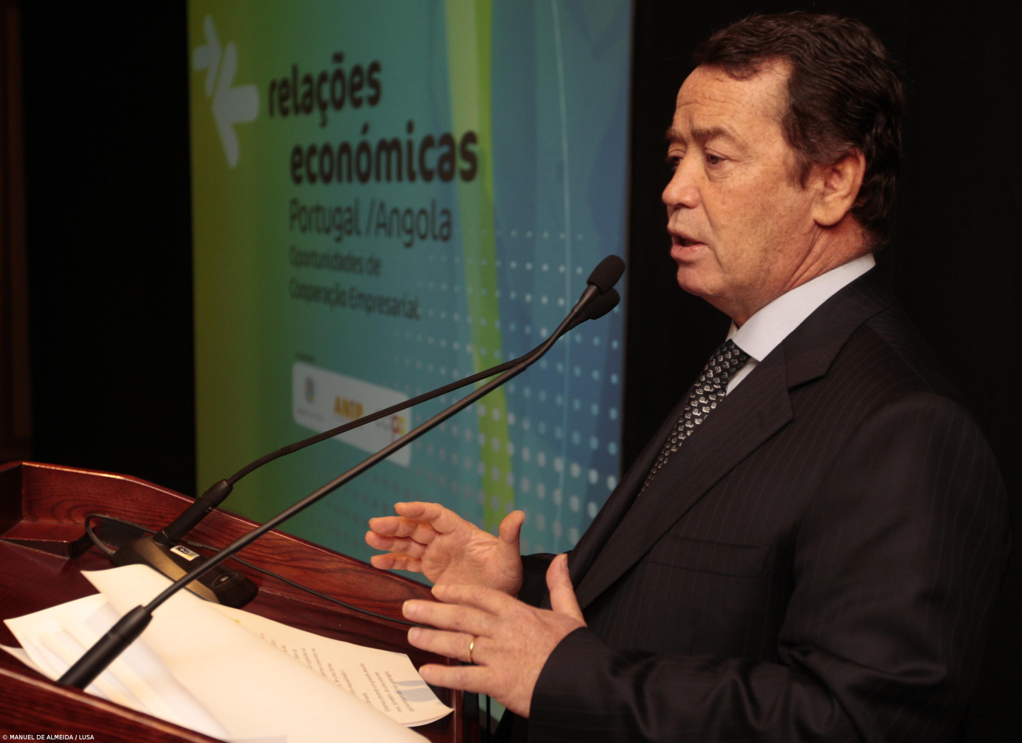 Ex-ministro Manuel Pinho detido após interrogatório no caso EDP – Imagem 1