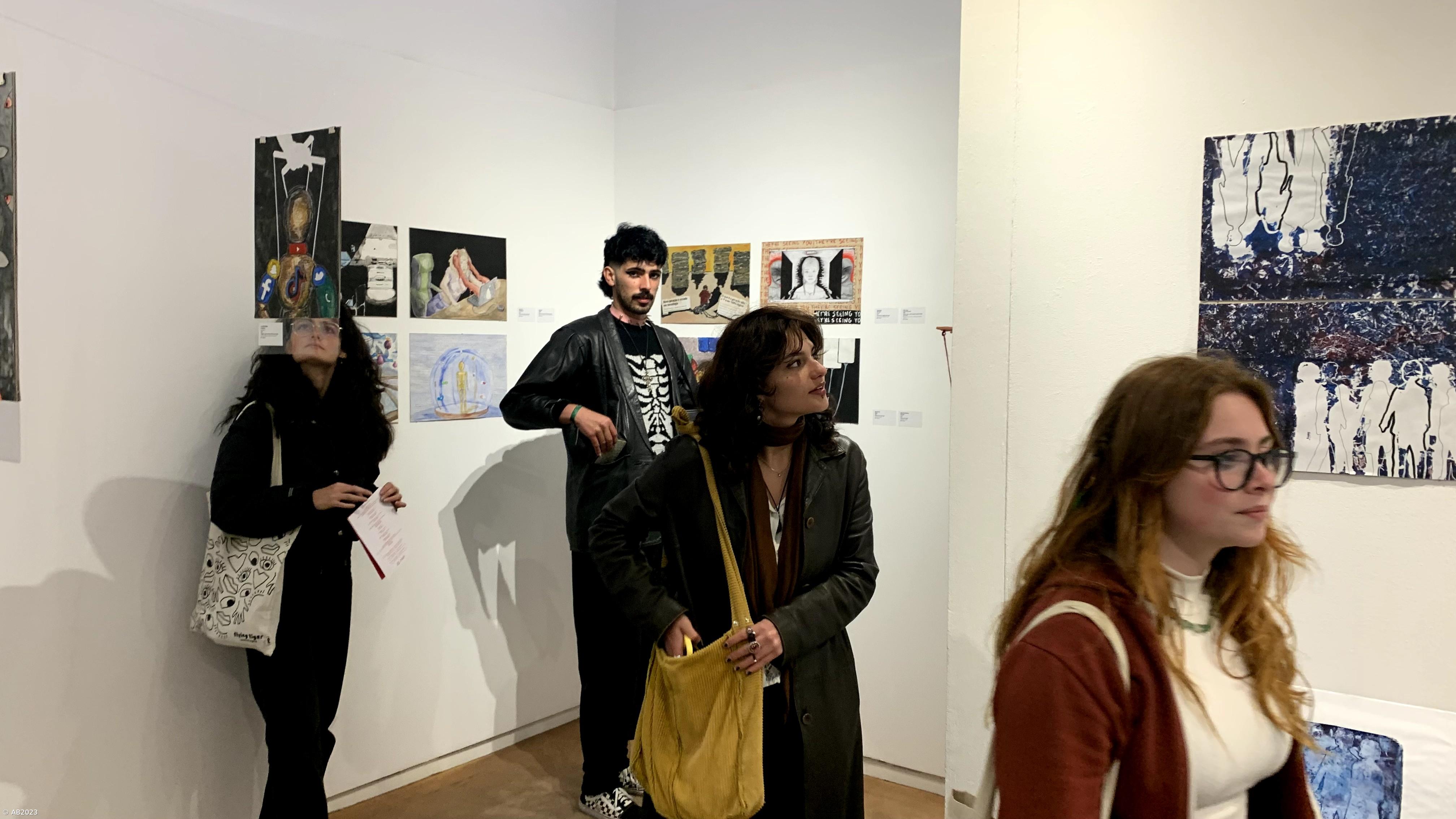 Alunos de Artes Visuais da ESAQ expõem na Sala do Forno do CMC – Imagem 25