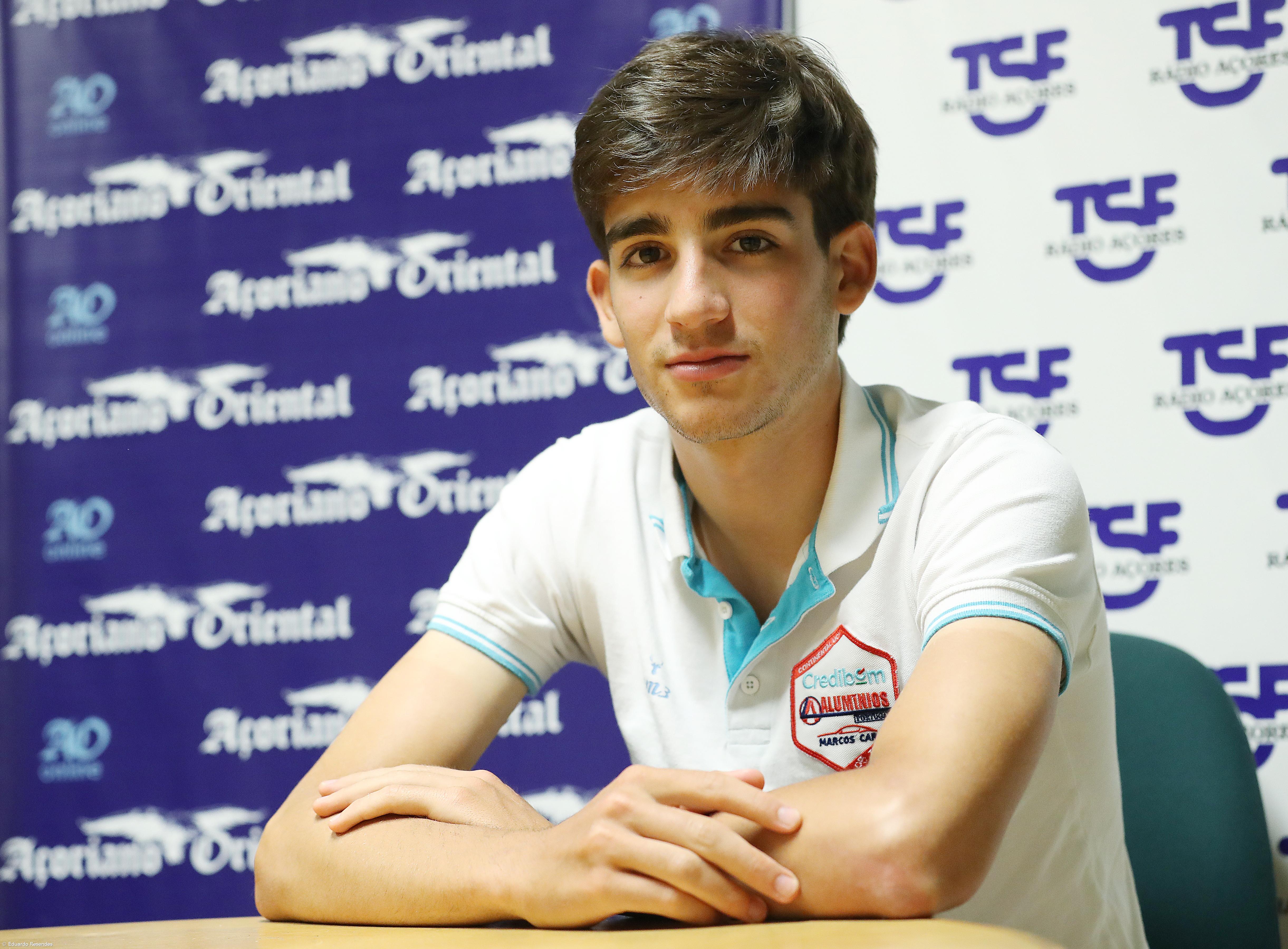 João Medeiros renova contrato por mais um ano – Imagem 1