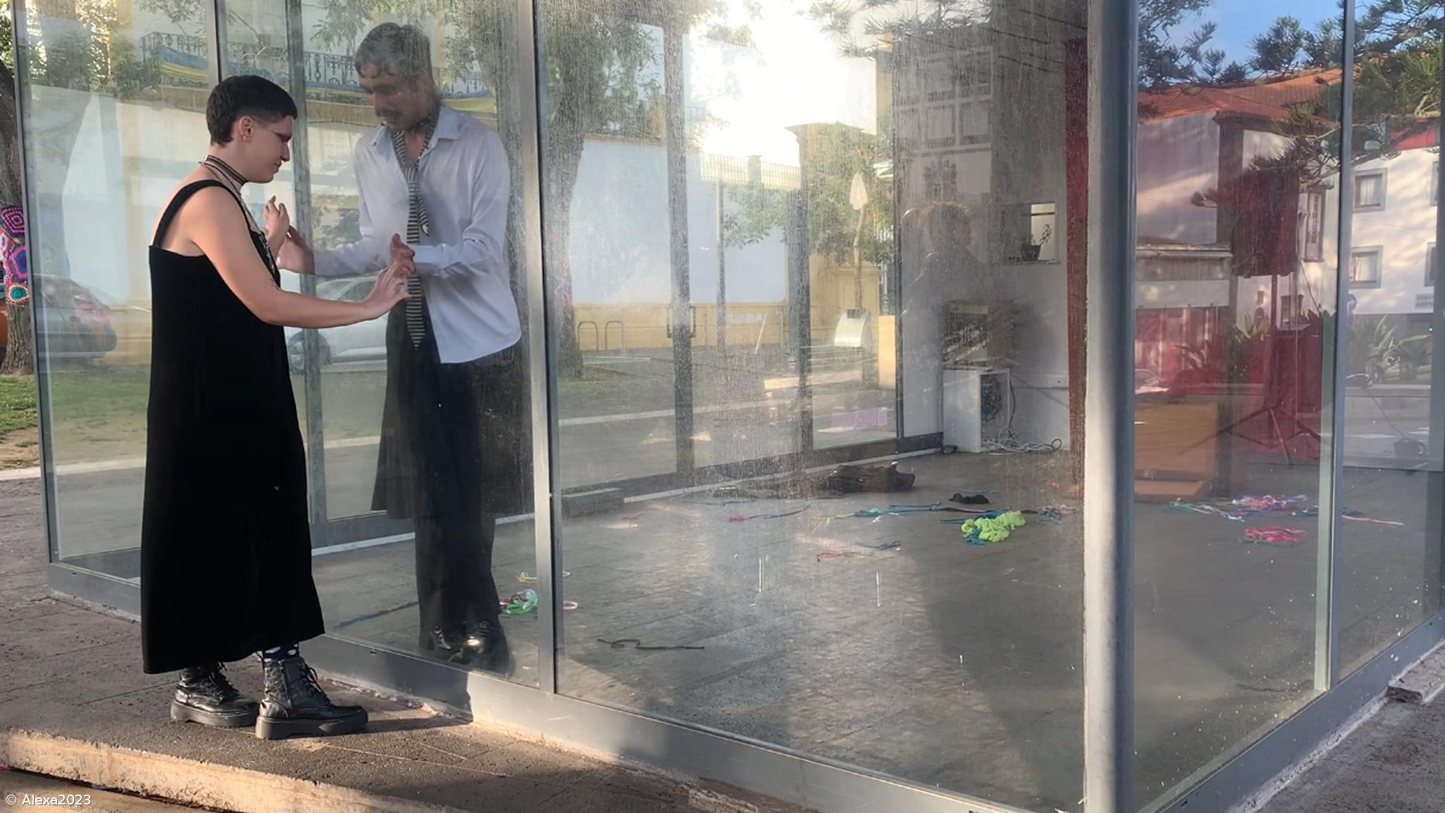 Performance “Conversas d’Armário” inaugurou as comemorações do Orgulho. O Quiosque Ala desenhou um espaço de reflexão muito inspirador. – Imagem 19