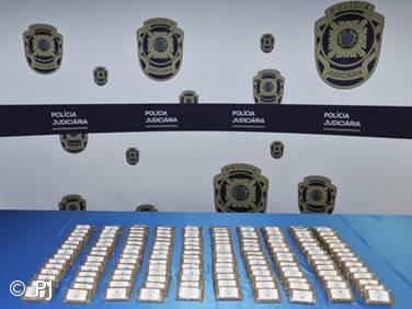 Detido um casal em São Miguel com 15 quilos de haxixe – Imagem 1